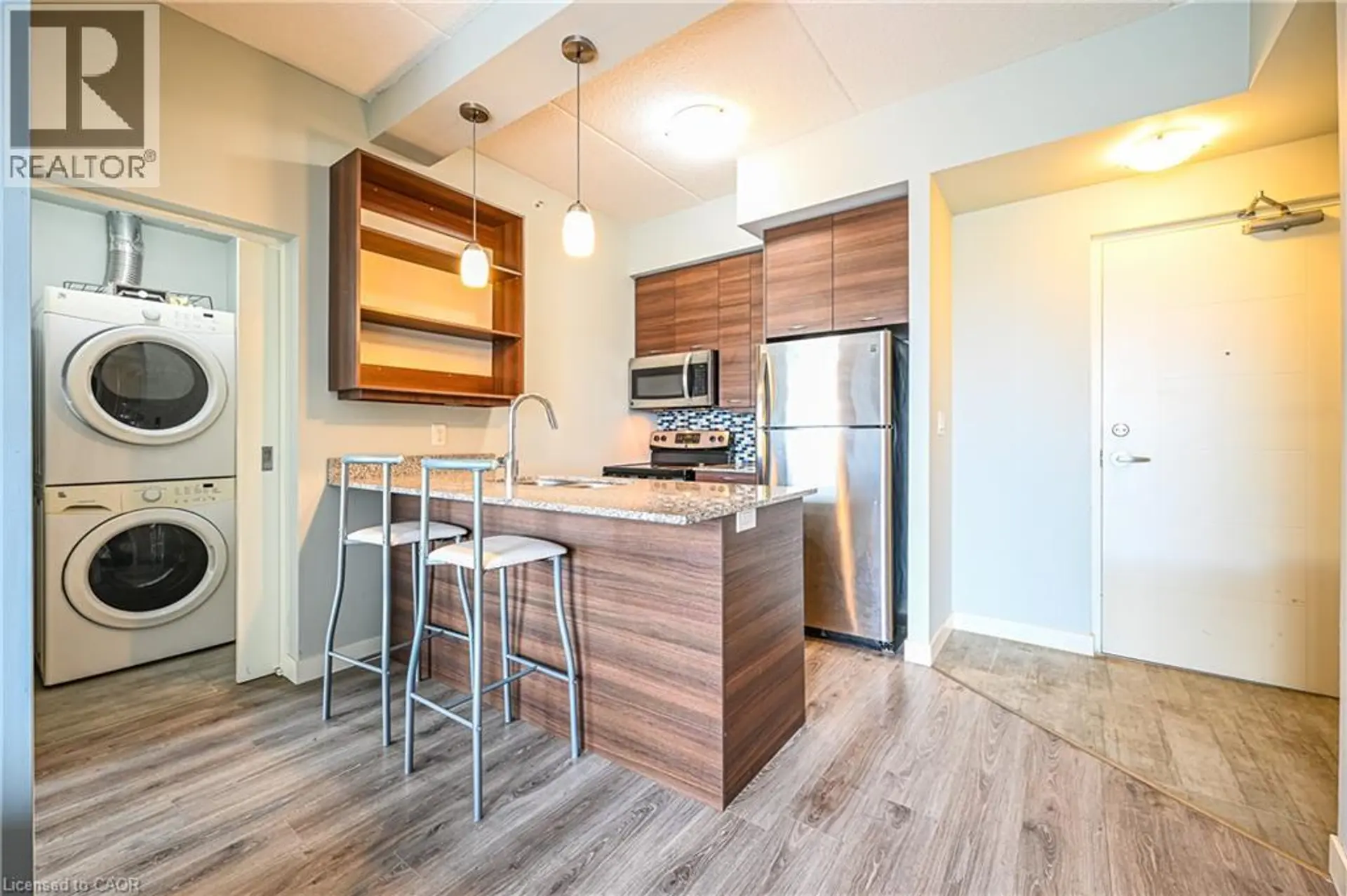 #1009 318 SPRUCE Street - Image 4