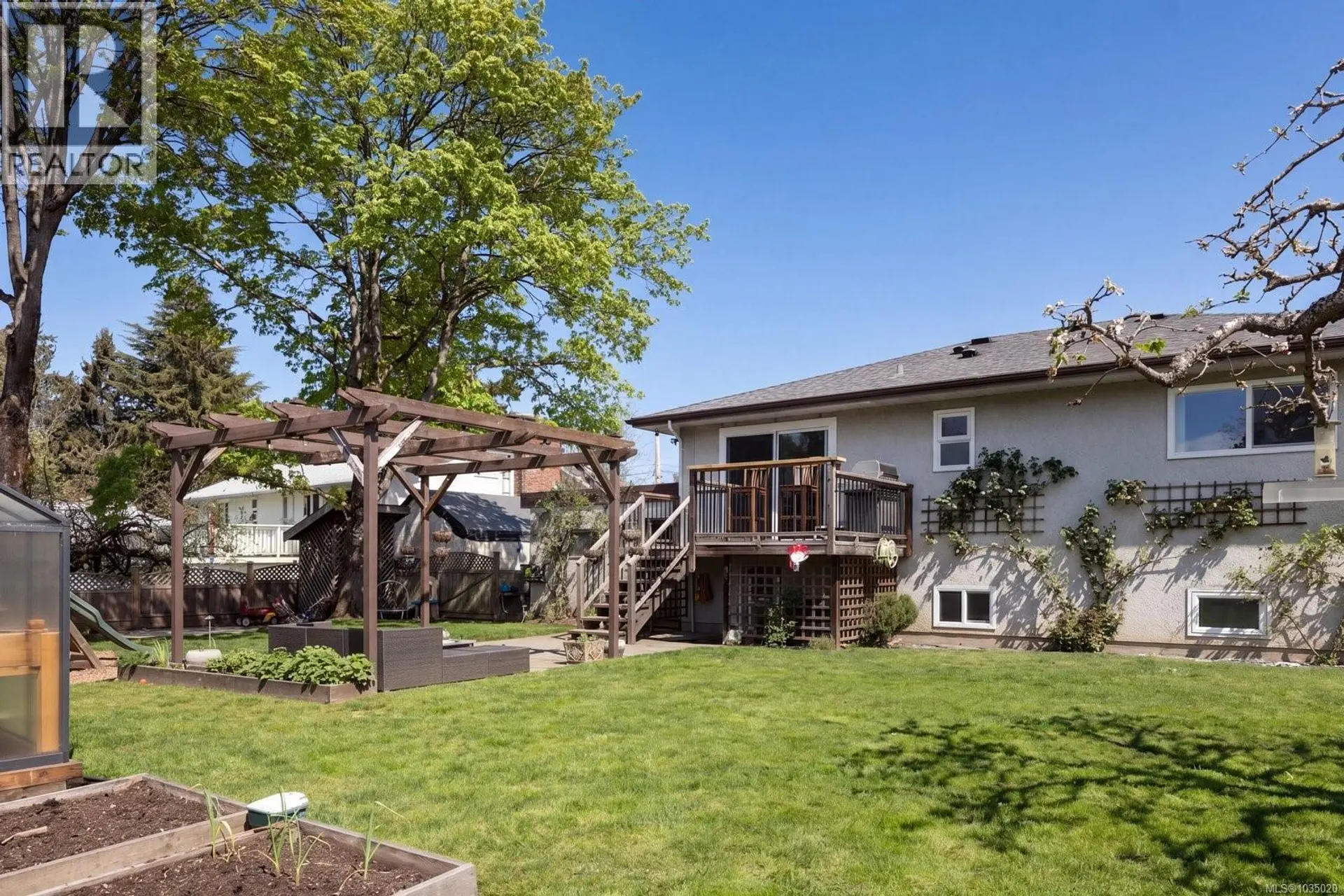 Property at 1233 Roy Rd, Saanich, BC