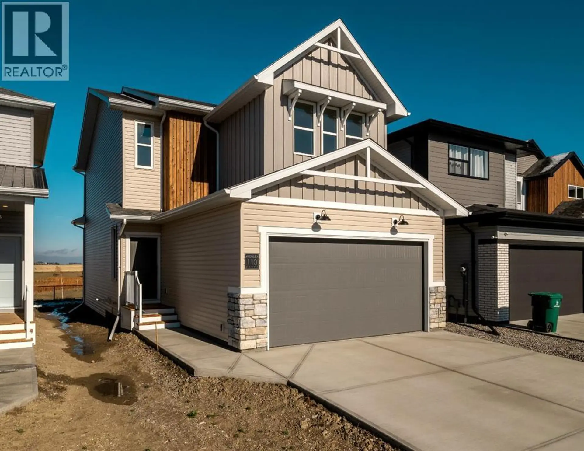 742 Violet Place W - Image 17