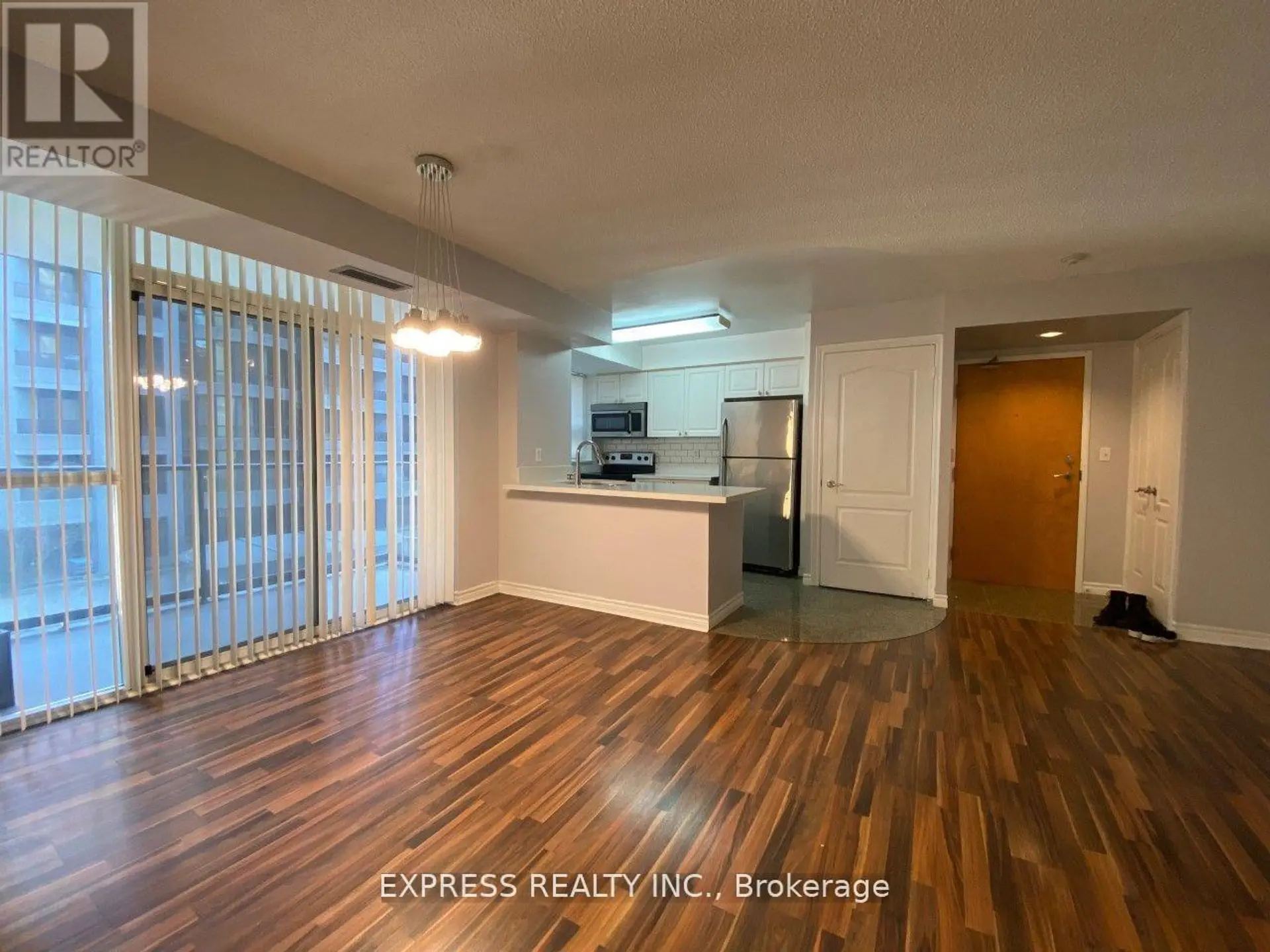 #407 30 HAYDEN STREET - Image 5