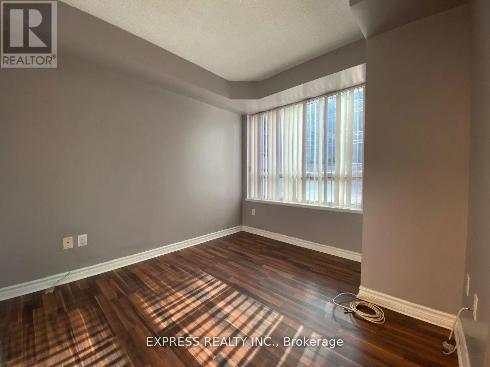 #407 30 HAYDEN STREET - Image 9