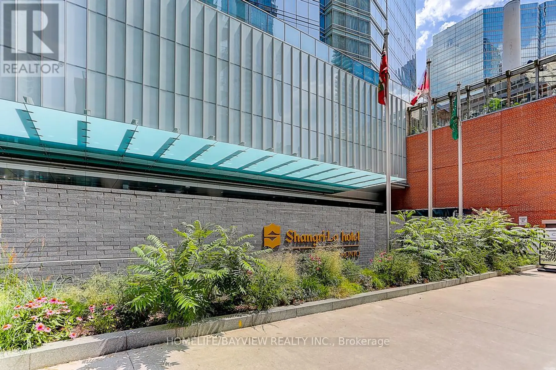 #3607 180 UNIVERSITY AVENUE - Image 2