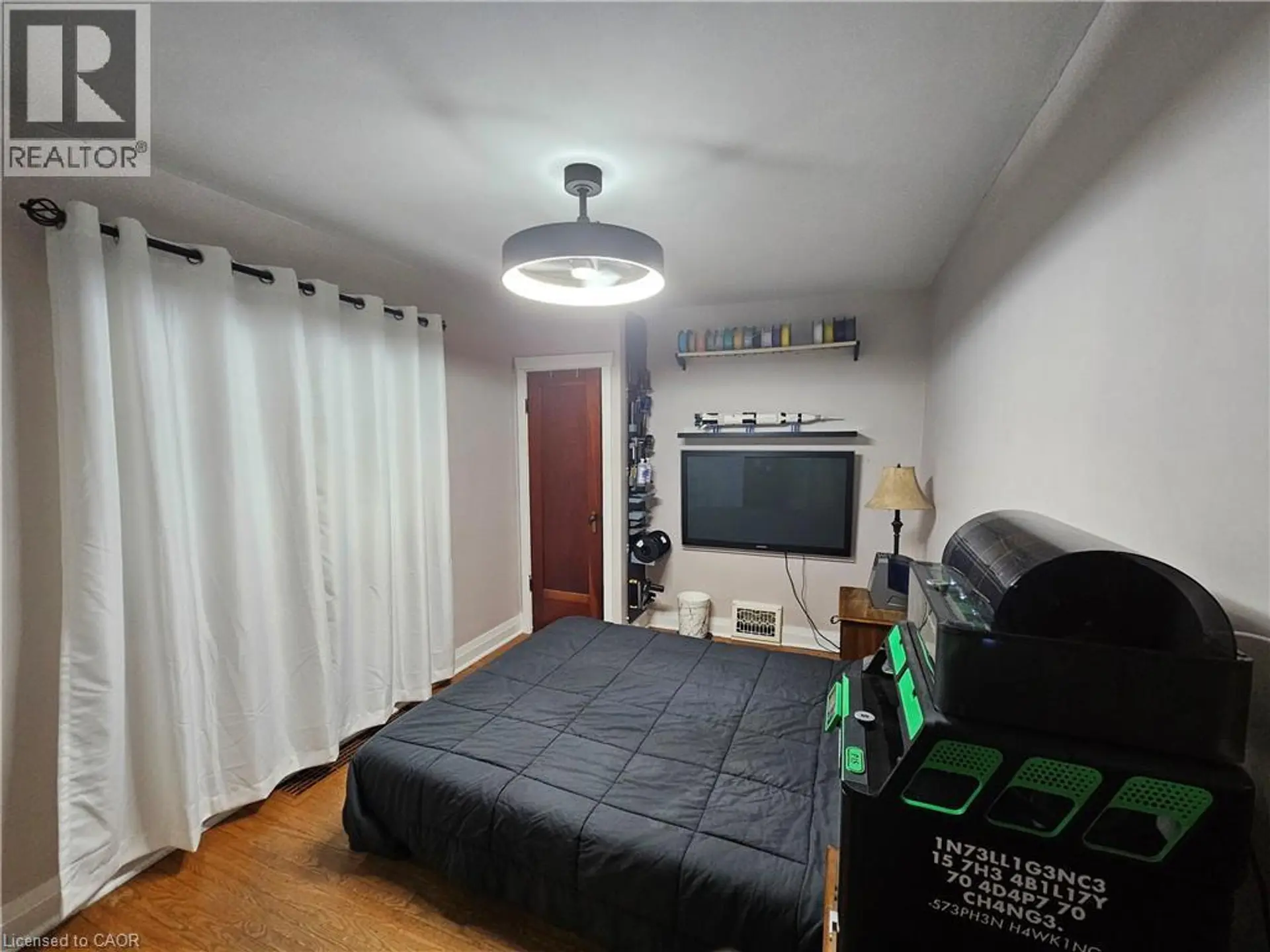 75 BARONS Avenue S - Image 7