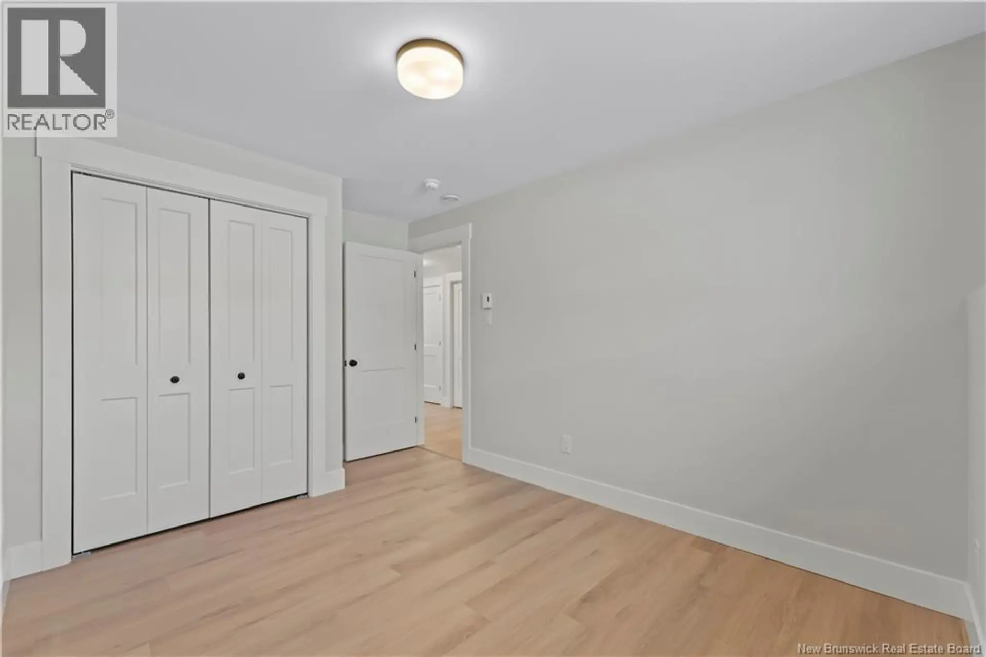 272 MacCoun Street - Image 12
