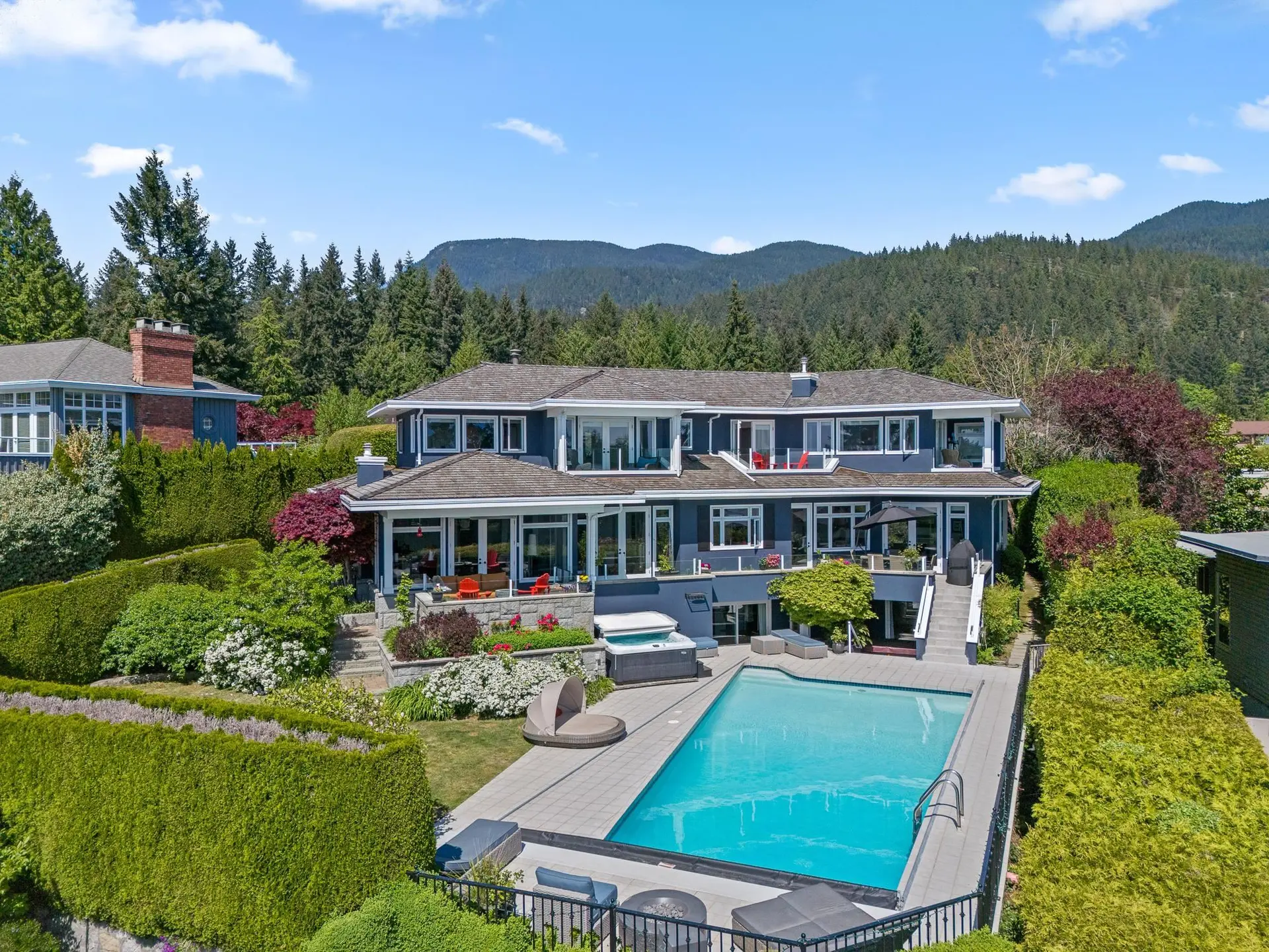 Property at 4222 Rockridge Road, West Vancouver, BC