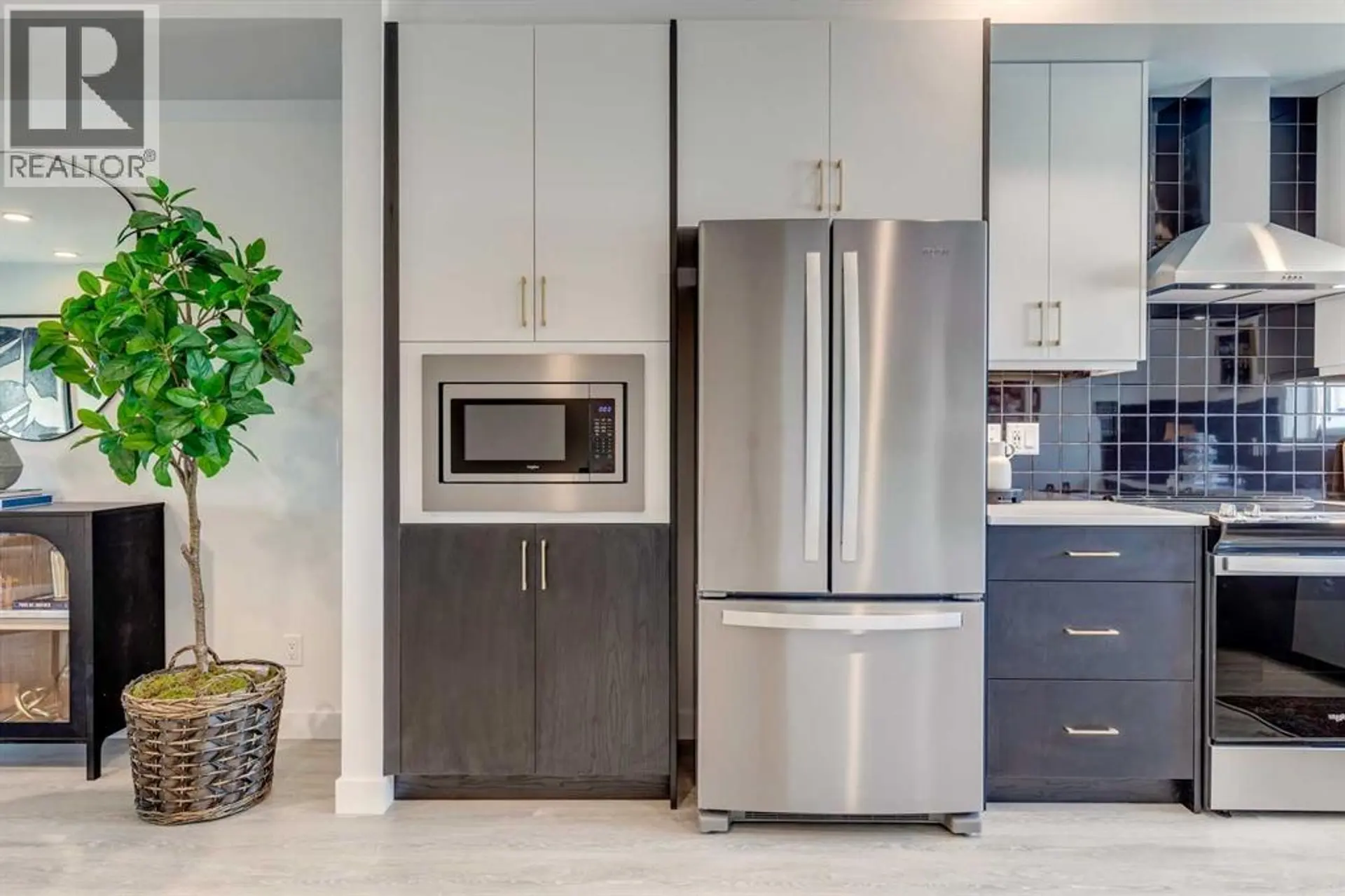 866 83 Street SW - Image 3
