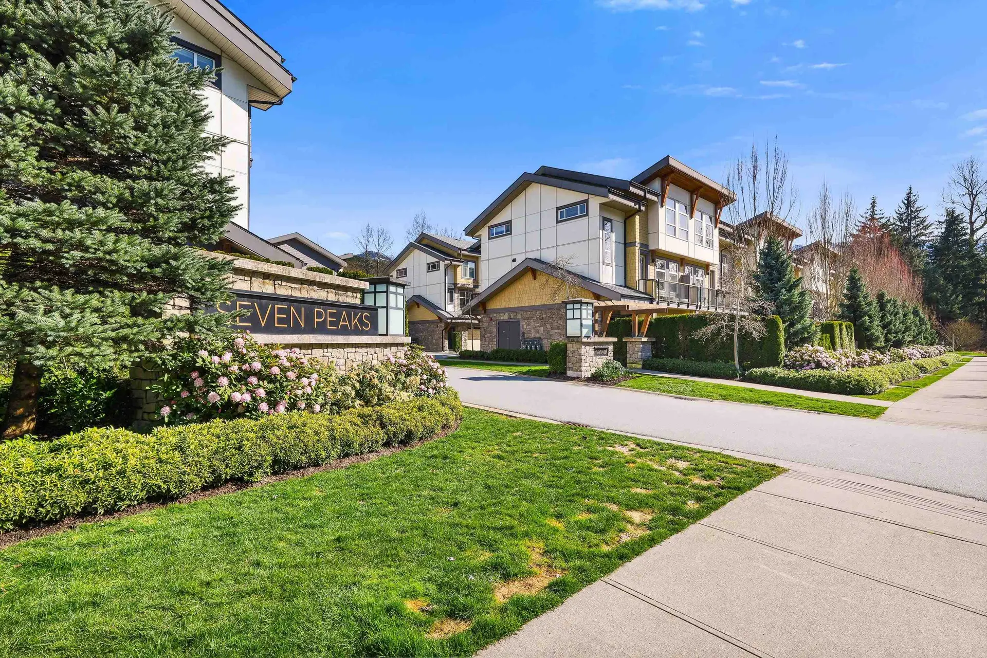 Property at #15 39548 Loggers Lane, Squamish, BC