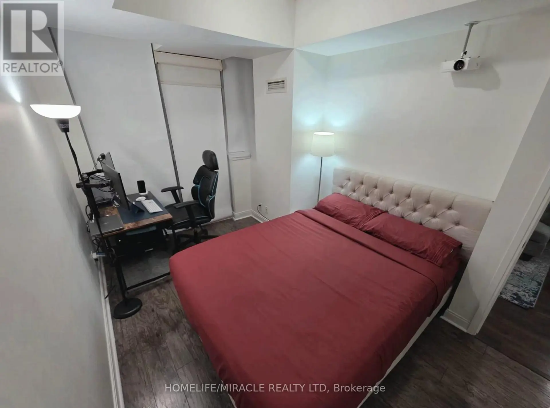 #801 80 ABSOLUTE AVENUE - Image 13