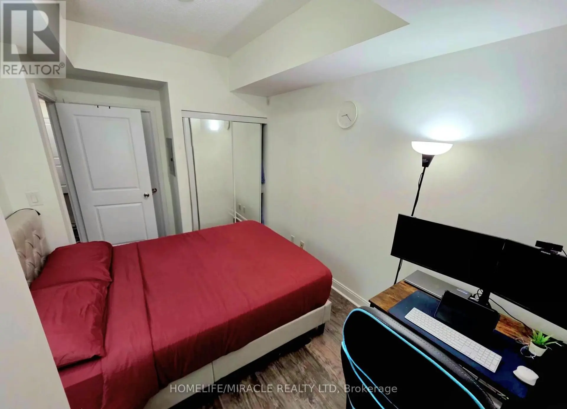 #801 80 ABSOLUTE AVENUE - Image 14