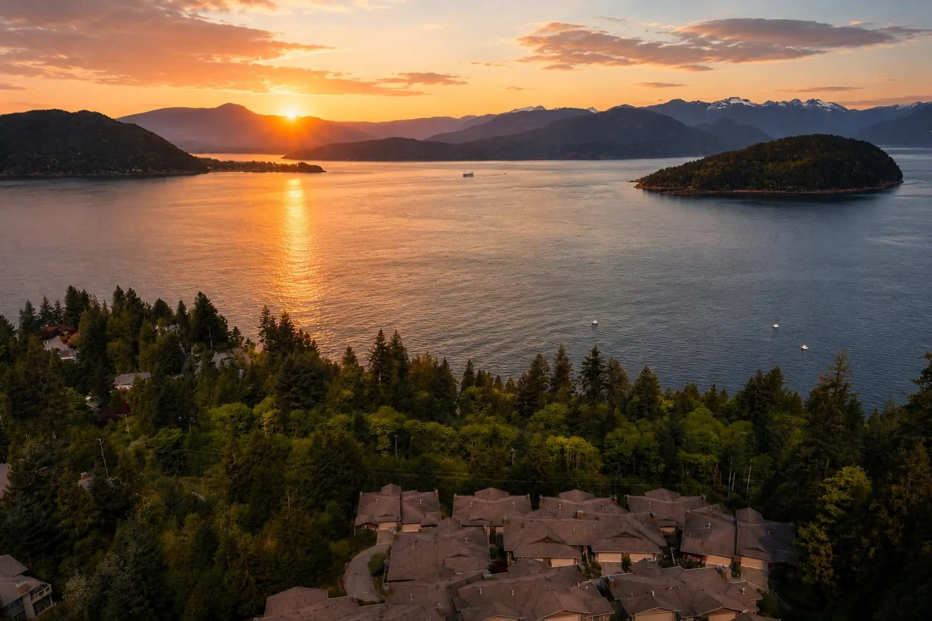 Property at 8725 Seascape Drive, West Vancouver, BC