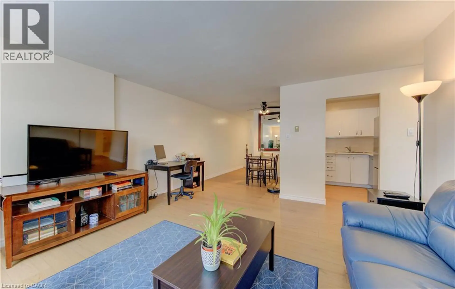 #204 65 HIGHLAND Crescent - Image 3