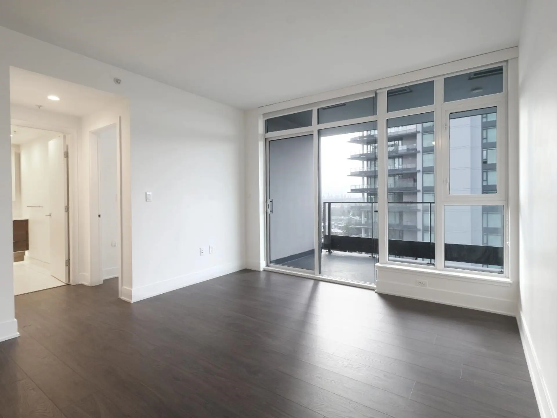 #807 450 Westview Street - Image 7