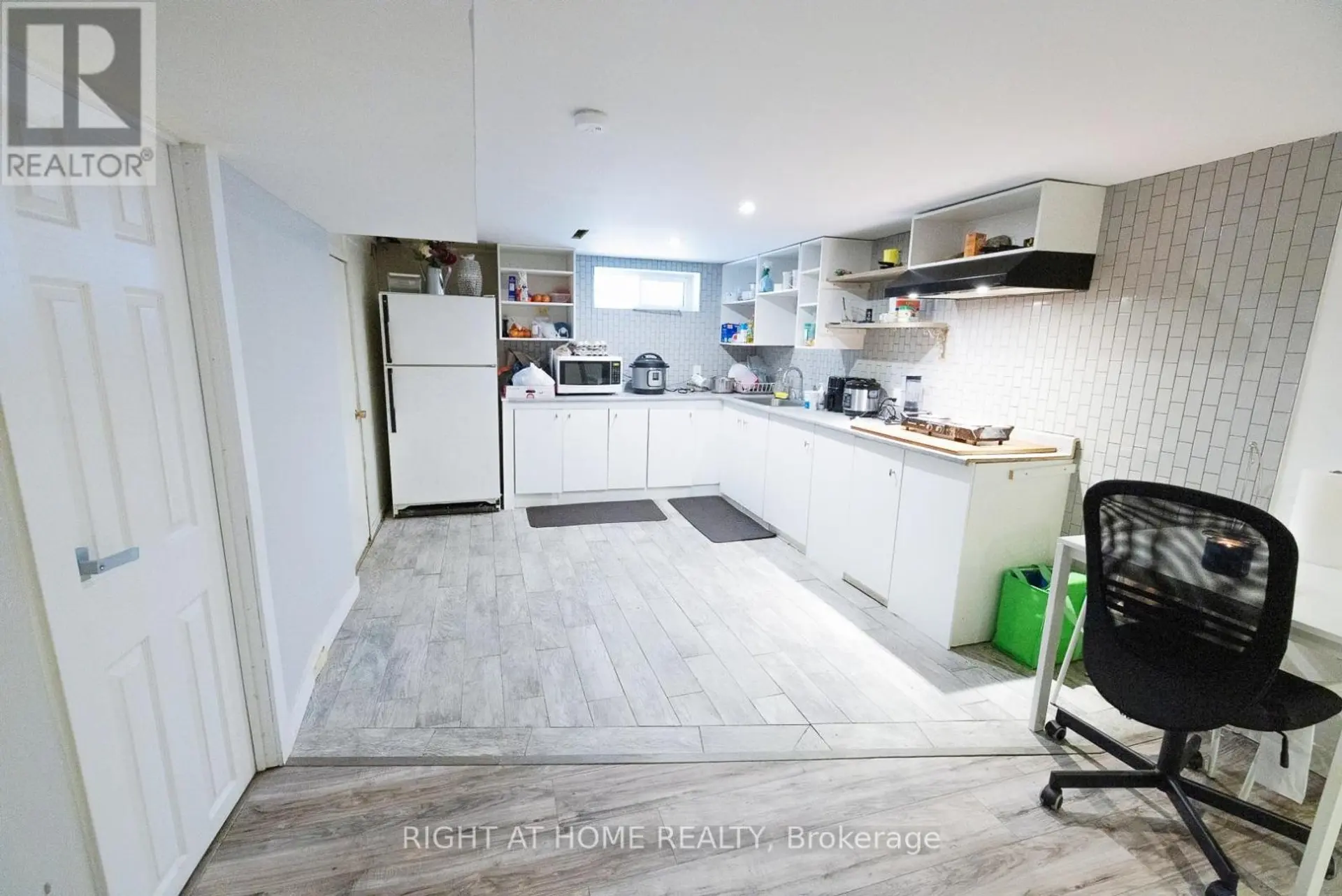 134 DAVID DRIVE - Image 14