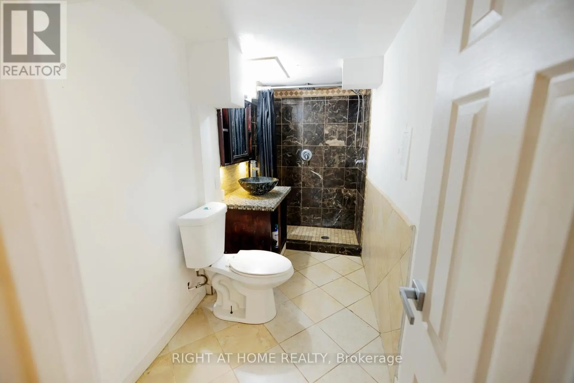 134 DAVID DRIVE - Image 19