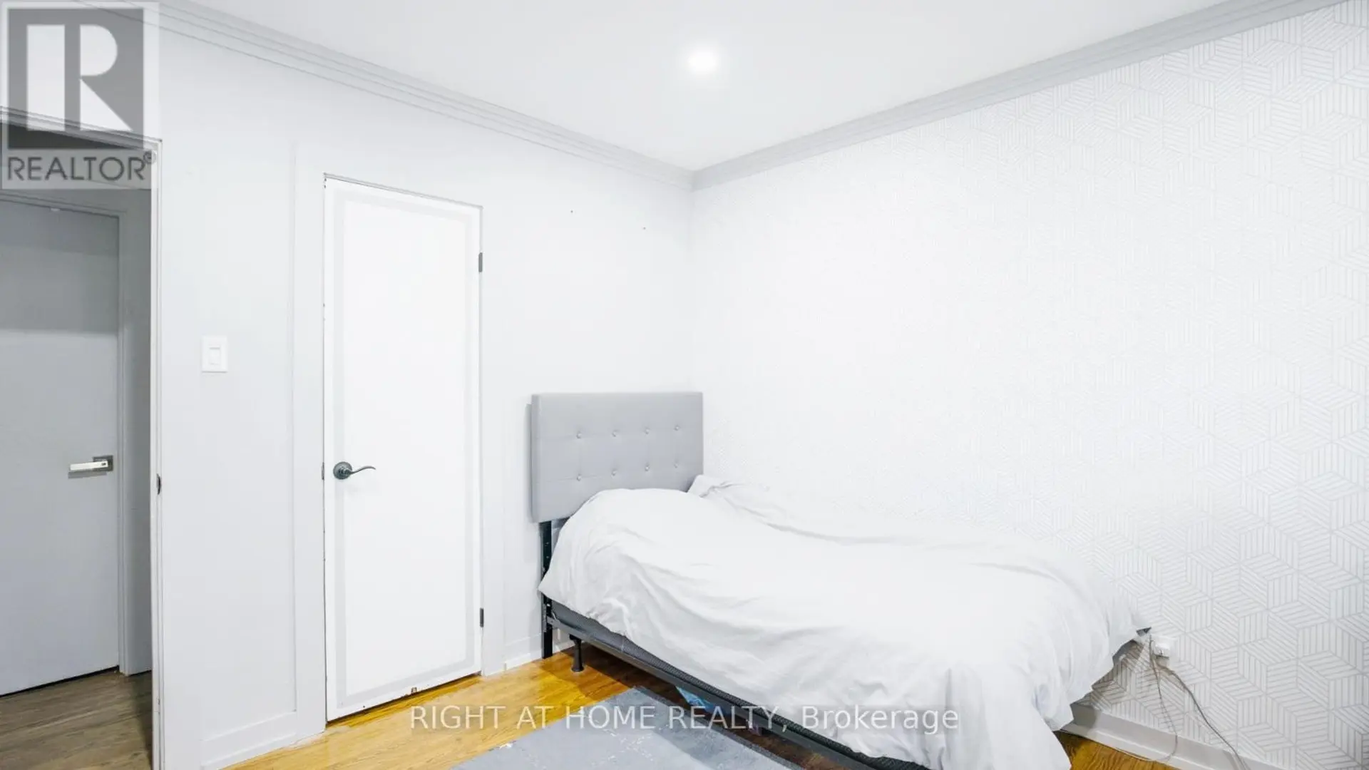 134 DAVID DRIVE - Image 9