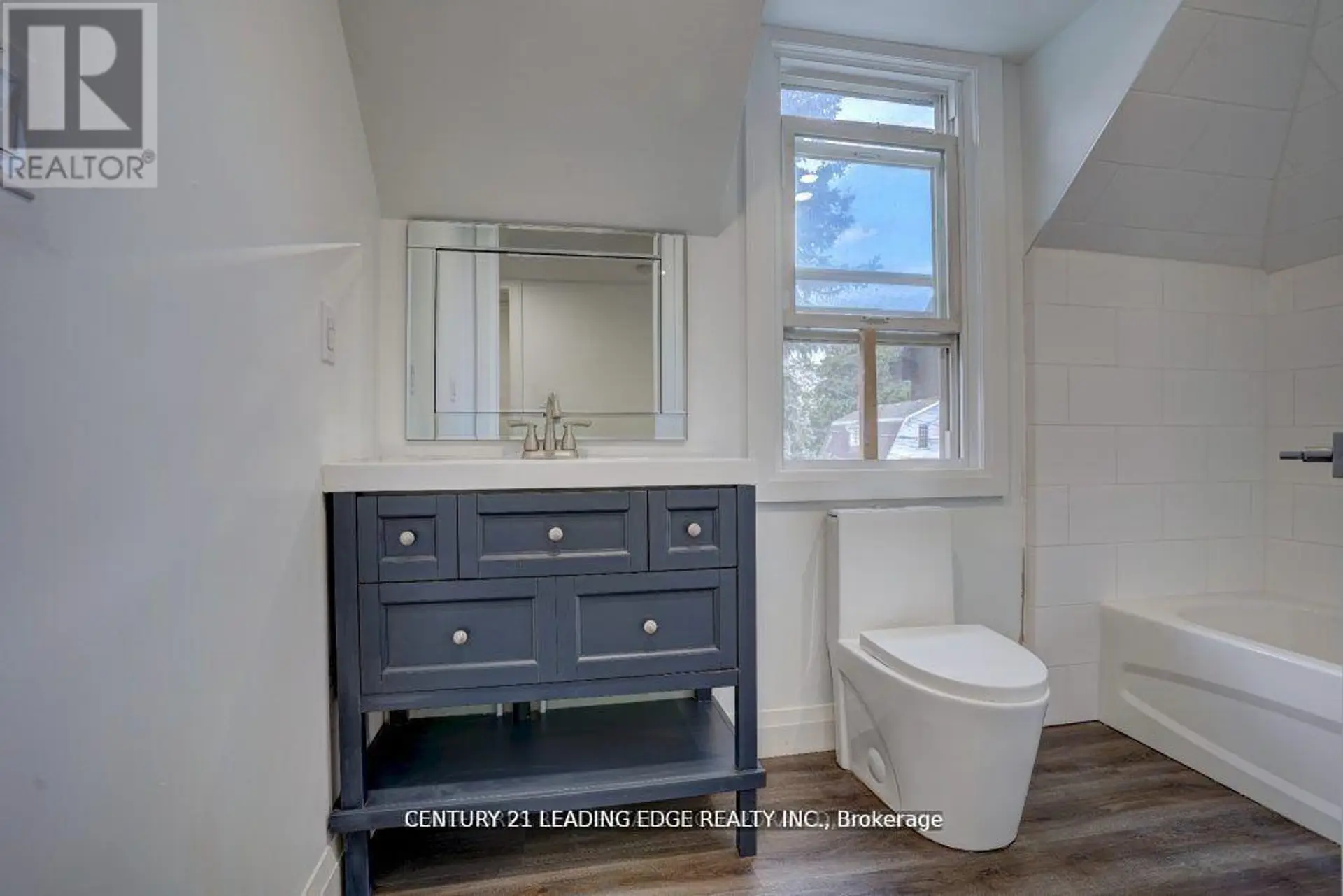 18 RITCHIE AVENUE - Image 10