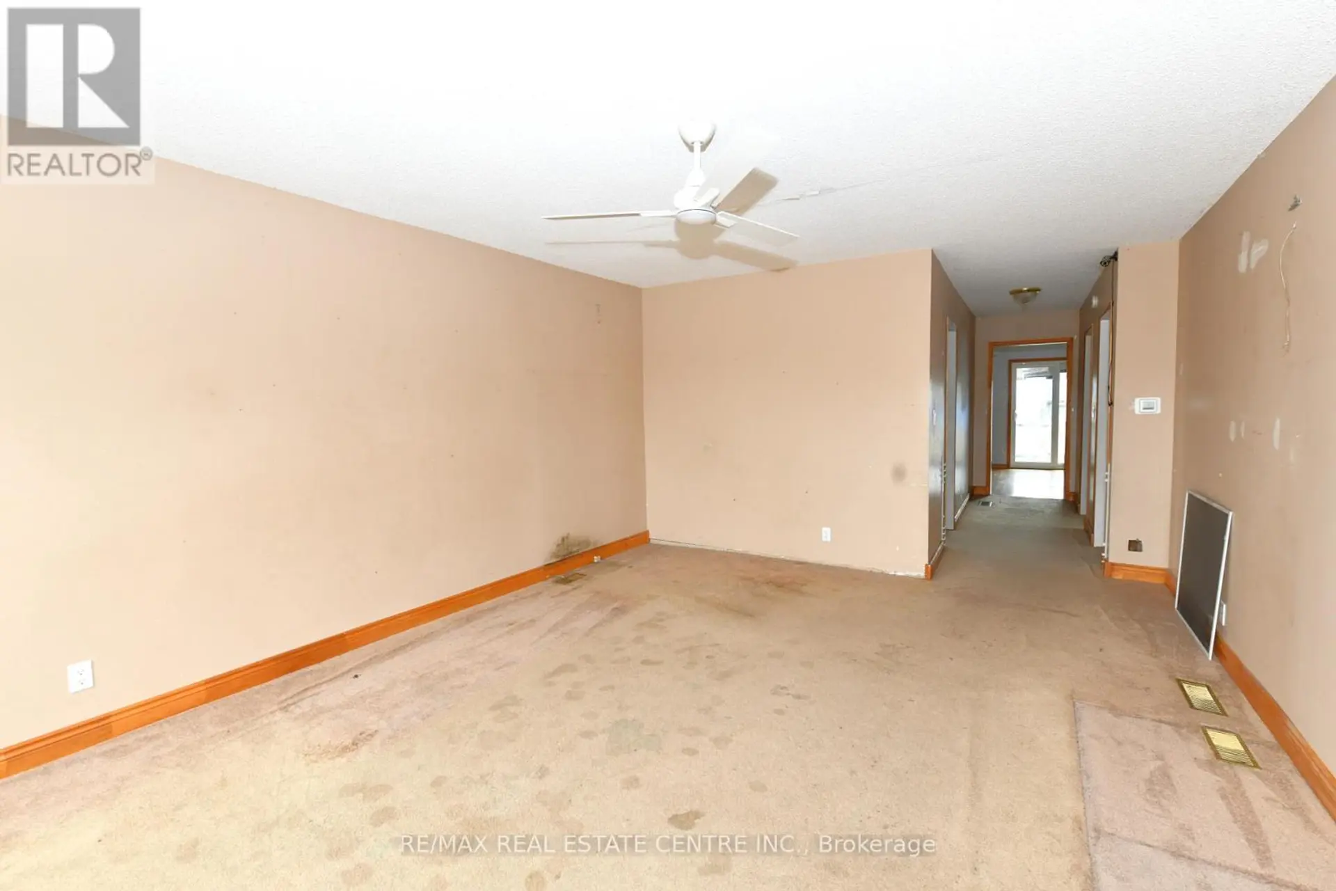 274 WELLINGTON STREET - Image 2