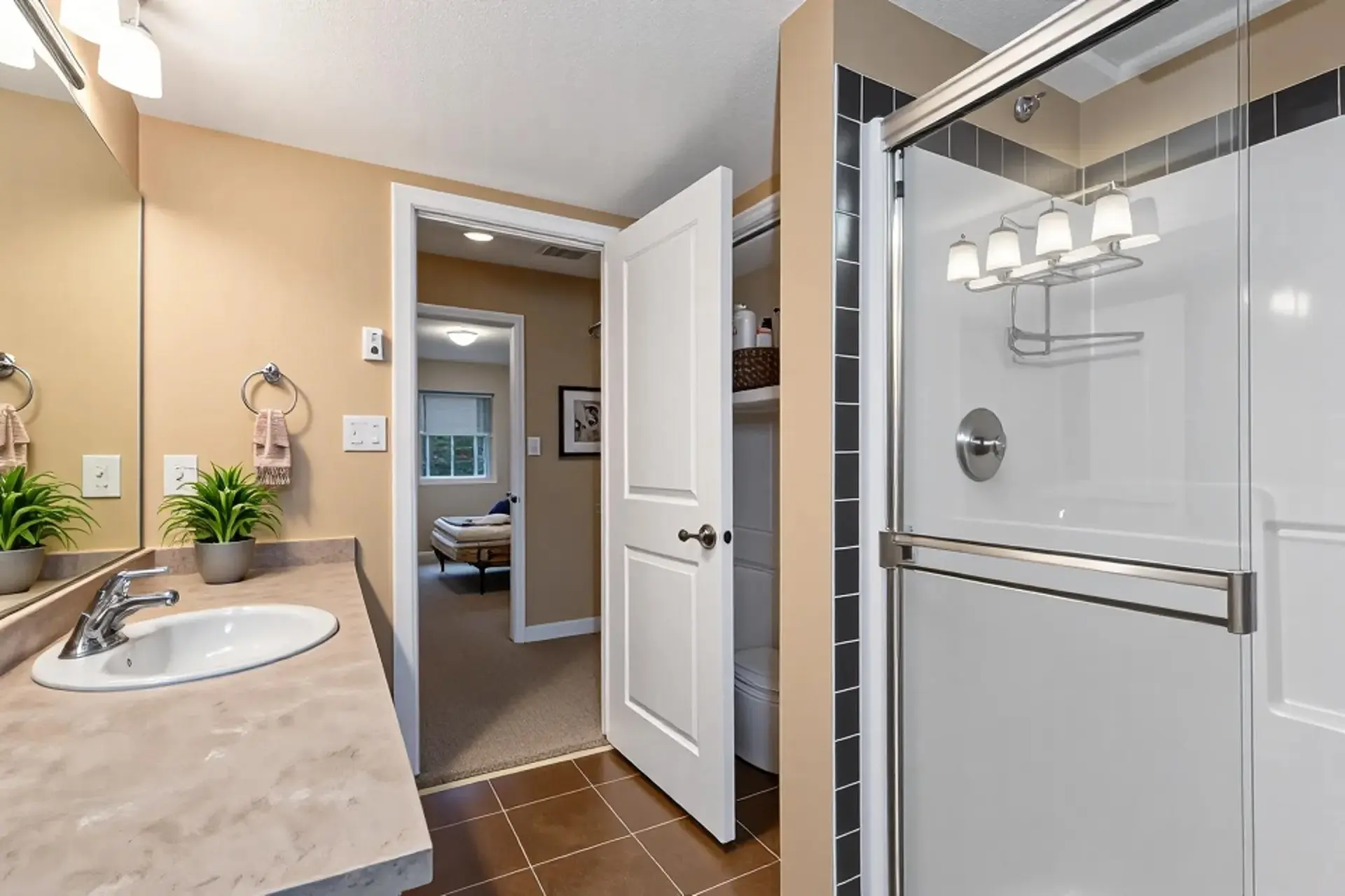 #104 2038 Sandalwood Crescent - Image 9
