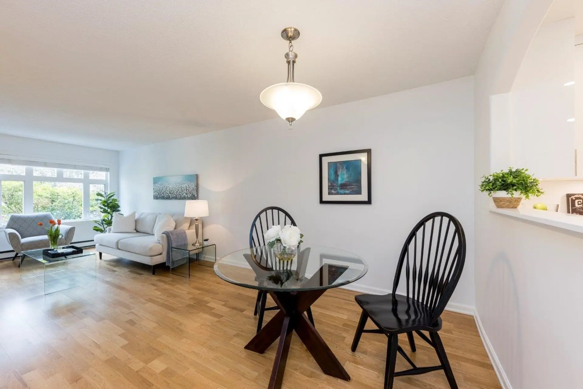 Property at #201 2800 Chesterfield Avenue, North Vancouver, BC