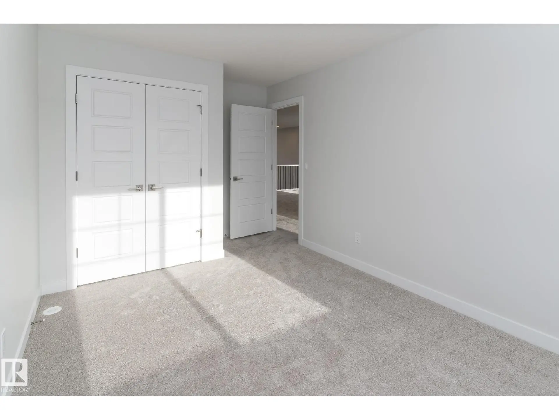 19004 20 AV NW - Image 12