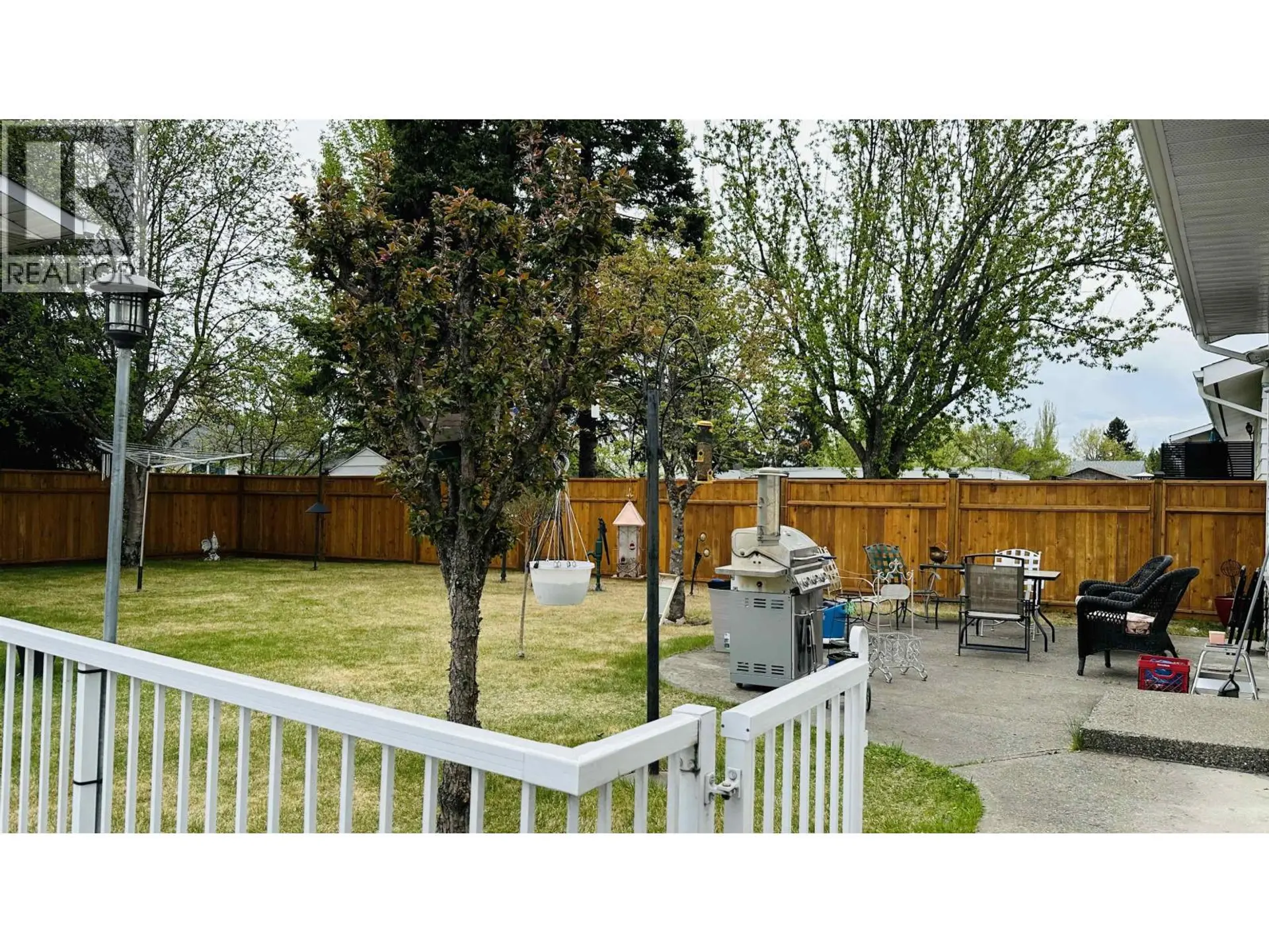 136 PORTAGE STREET - Image 4
