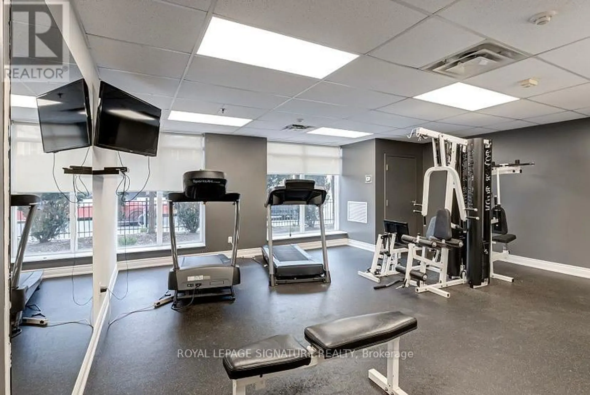 #207 140 BATHURST STREET - Image 16
