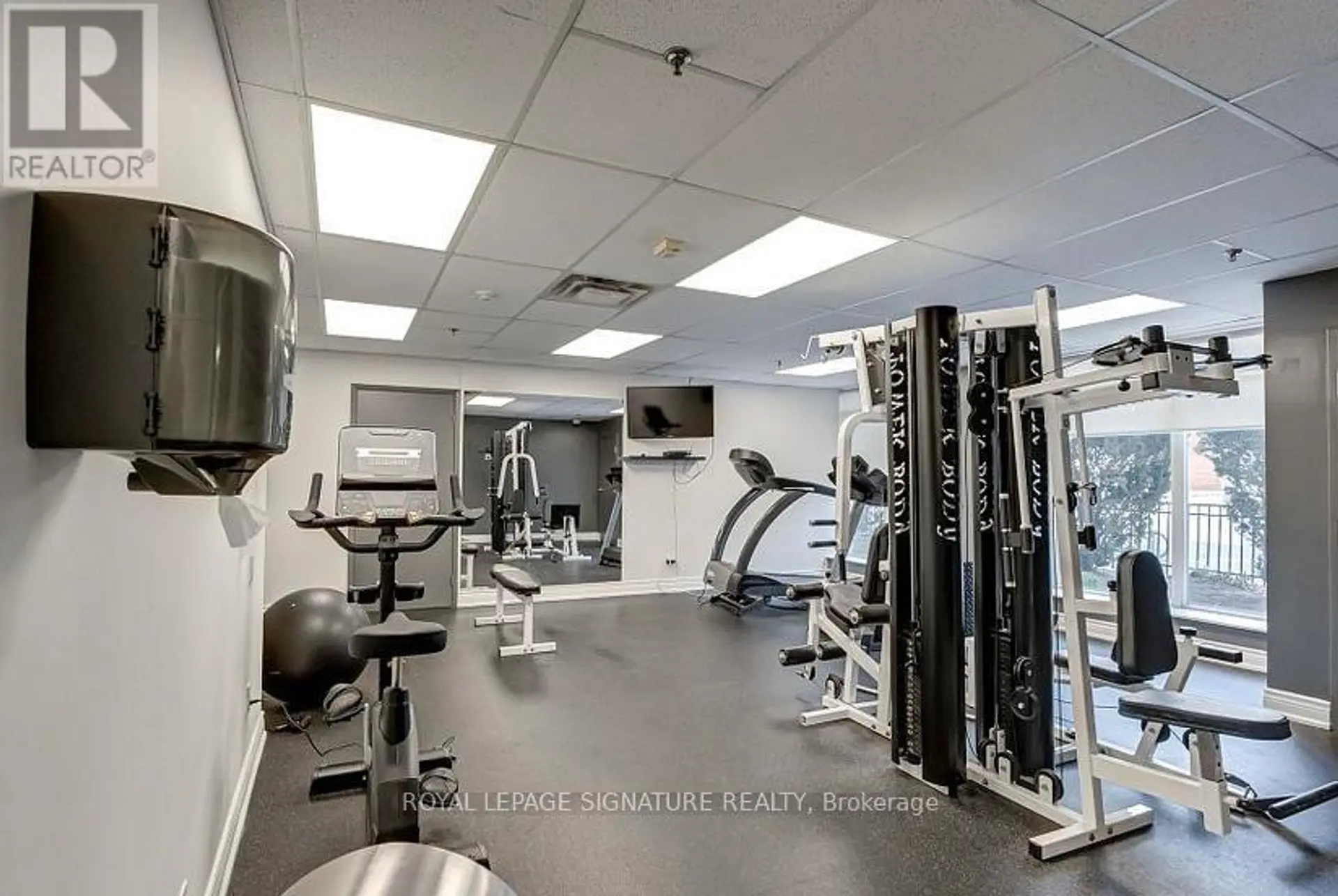 #207 140 BATHURST STREET - Image 14