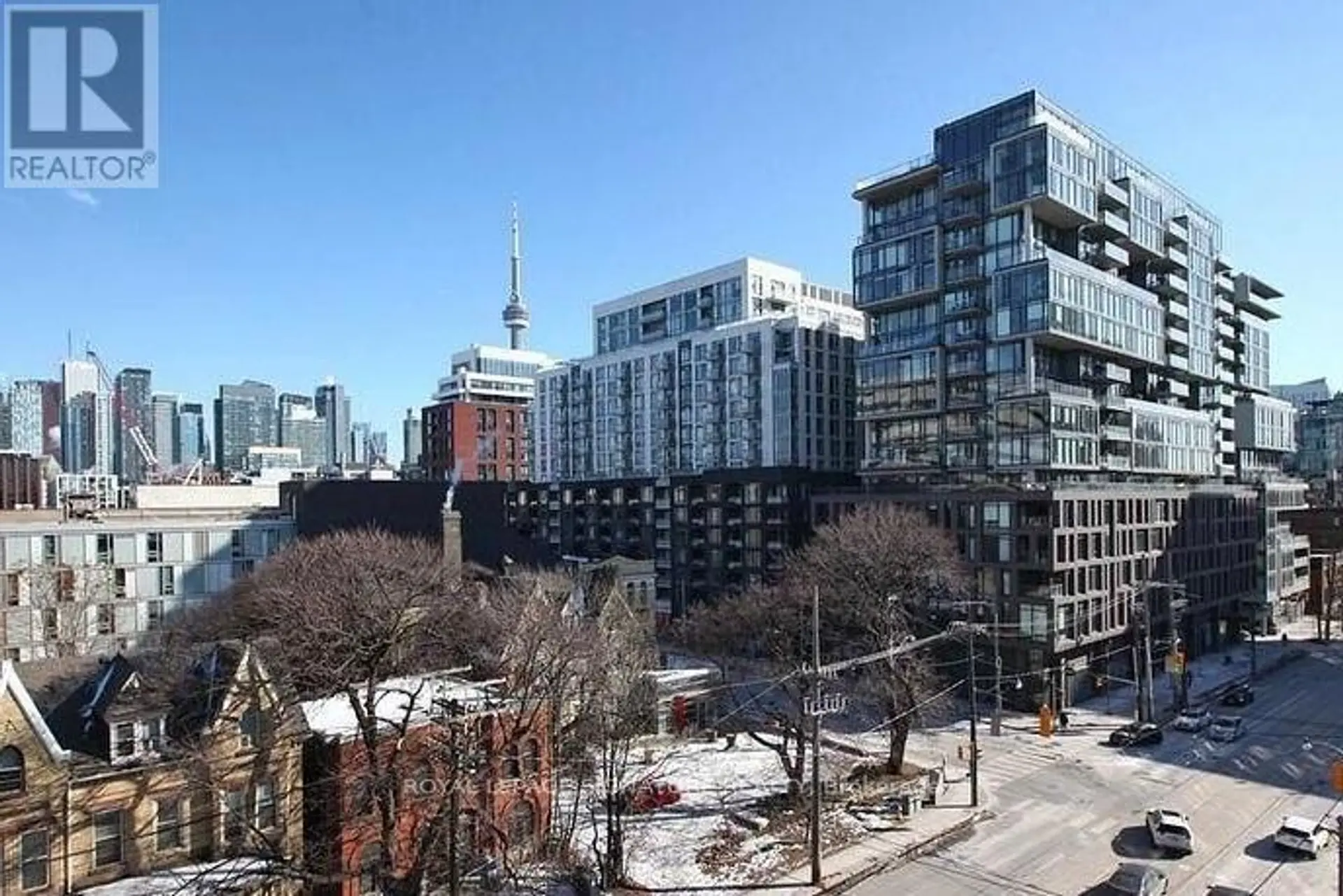 #207 140 BATHURST STREET - Image 15