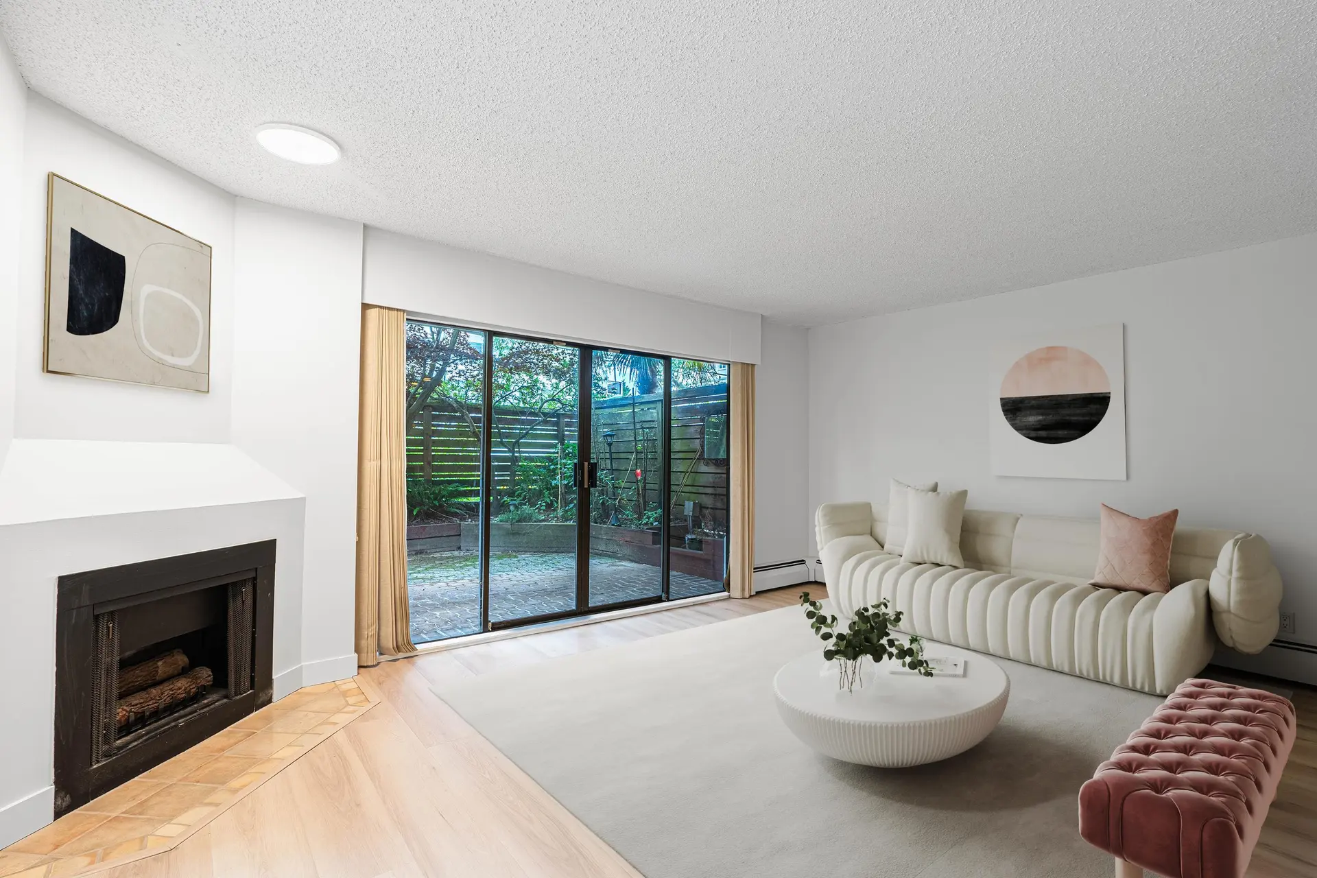 #102 747 17th Street - Image 2