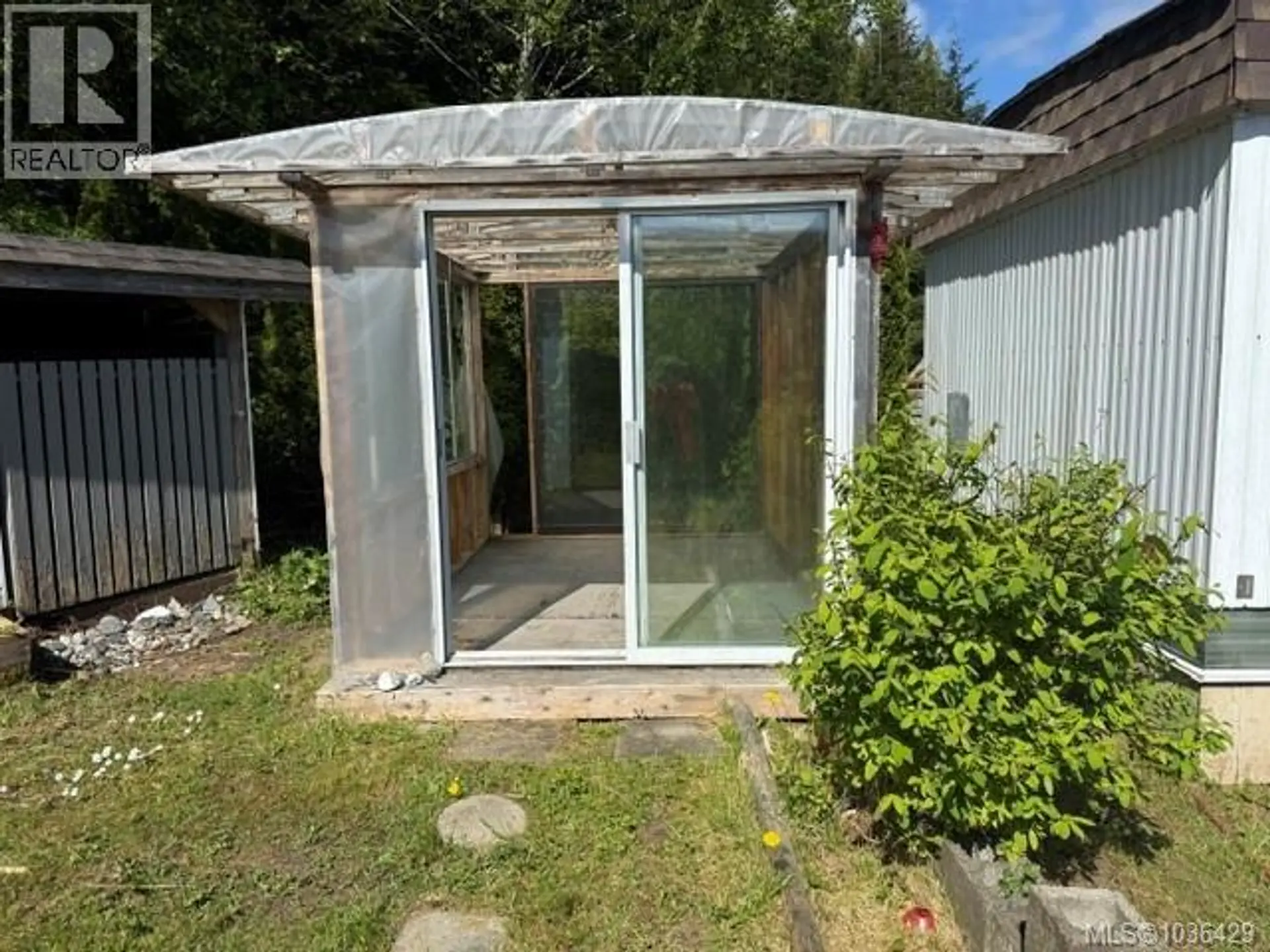 #38 5250 Beaver Harbour Rd - Image 3