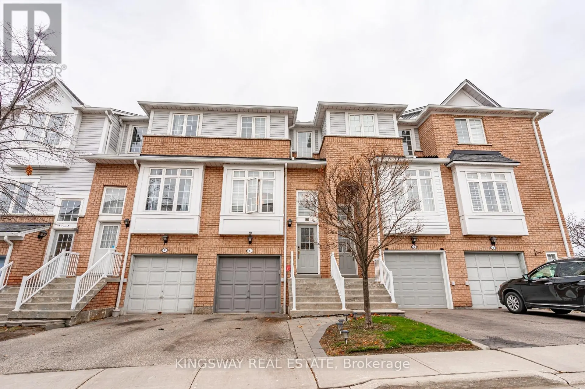 #6 280 HILLCREST AVENUE - Image 1
