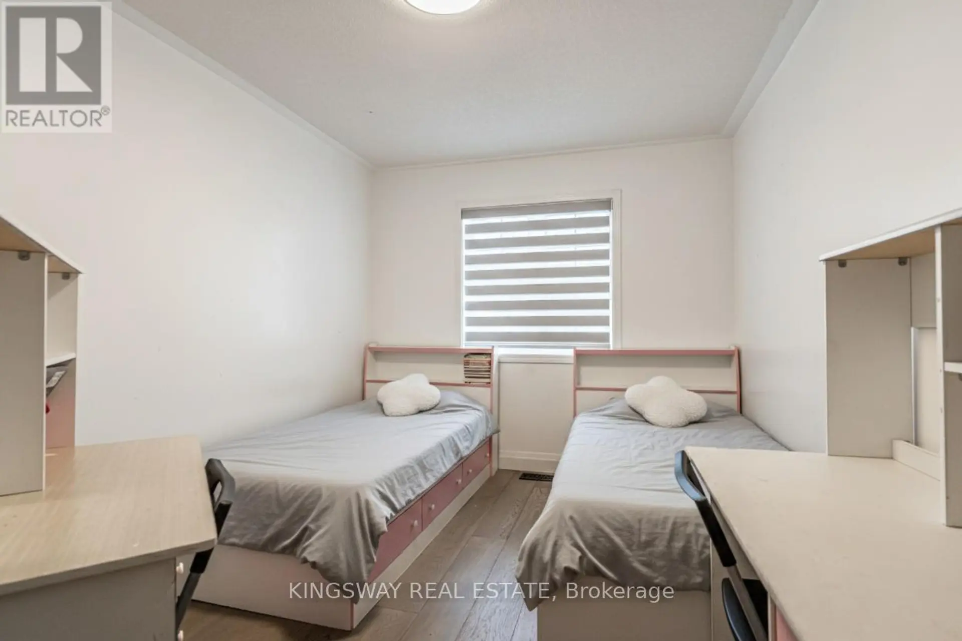 #6 280 HILLCREST AVENUE - Image 13