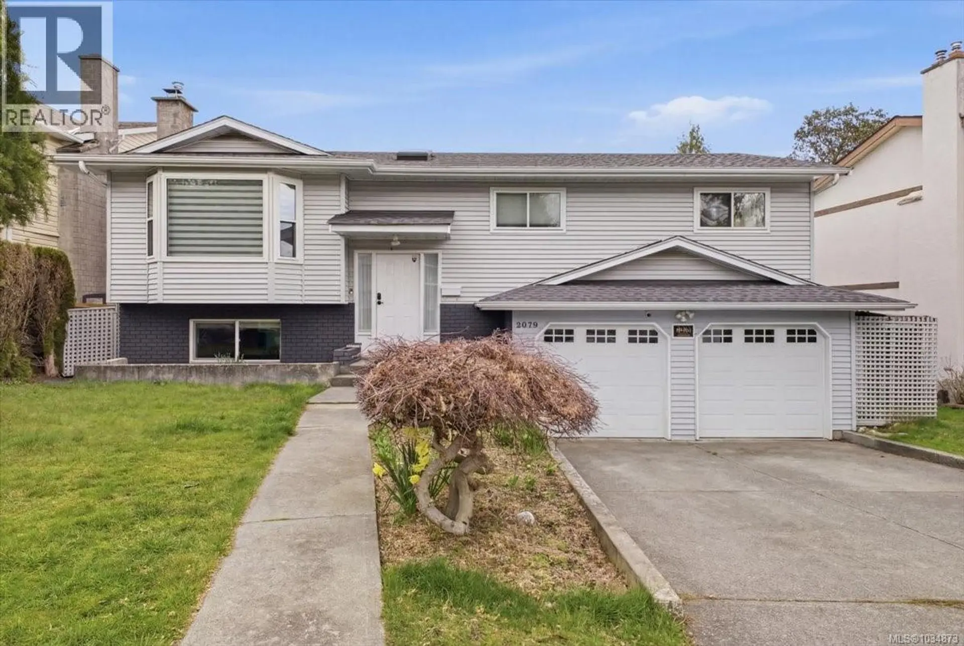 Property at 2079 Bay St, Nanaimo, BC