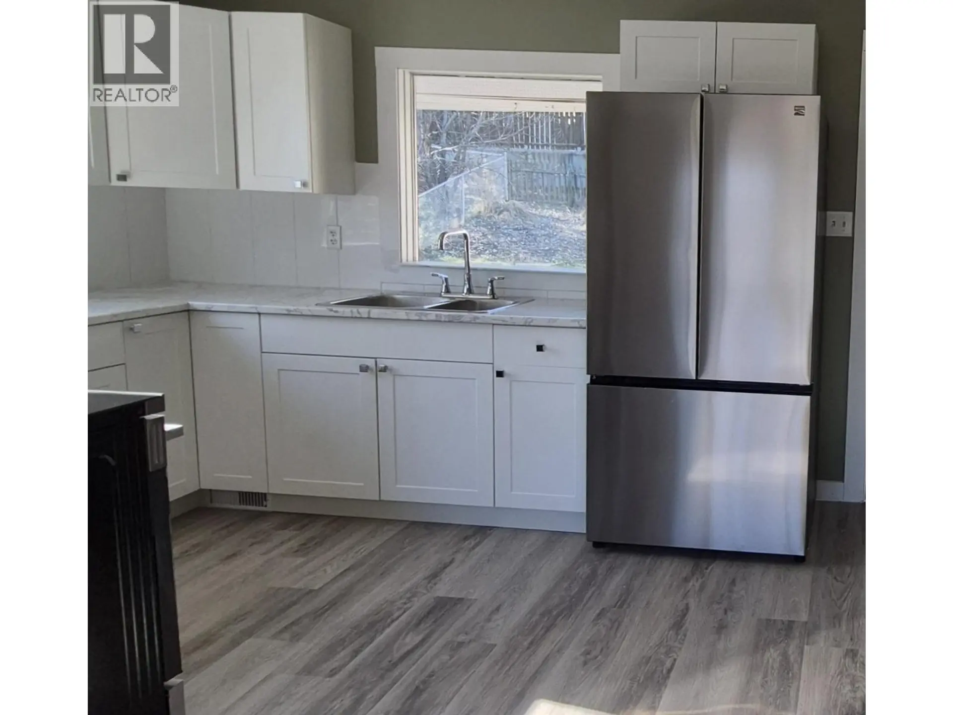 324 W 5TH STREET - Image 3