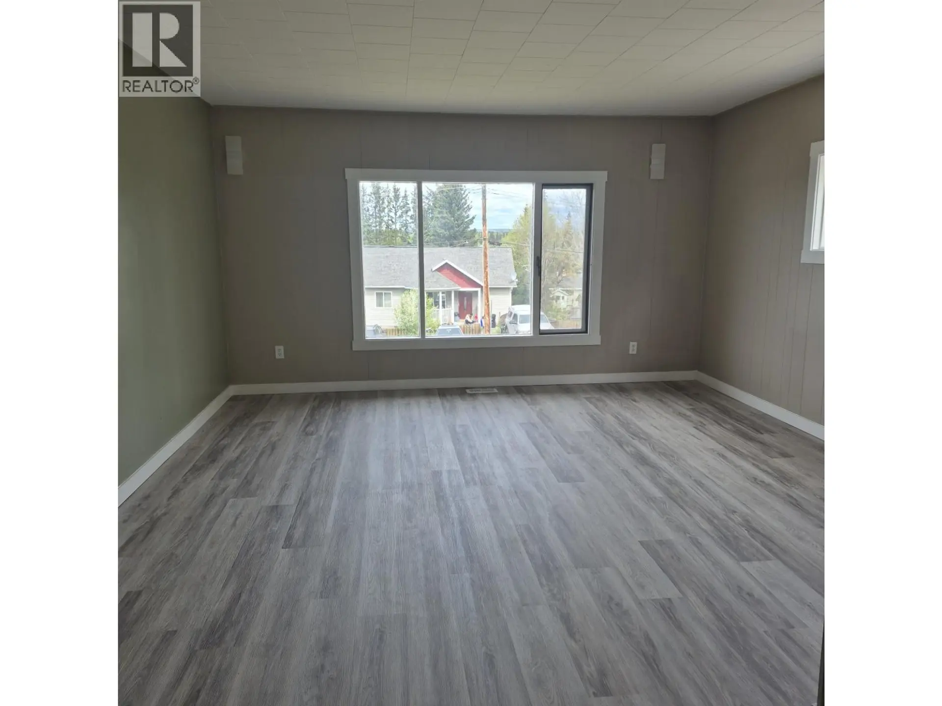 324 W 5TH STREET - Image 4
