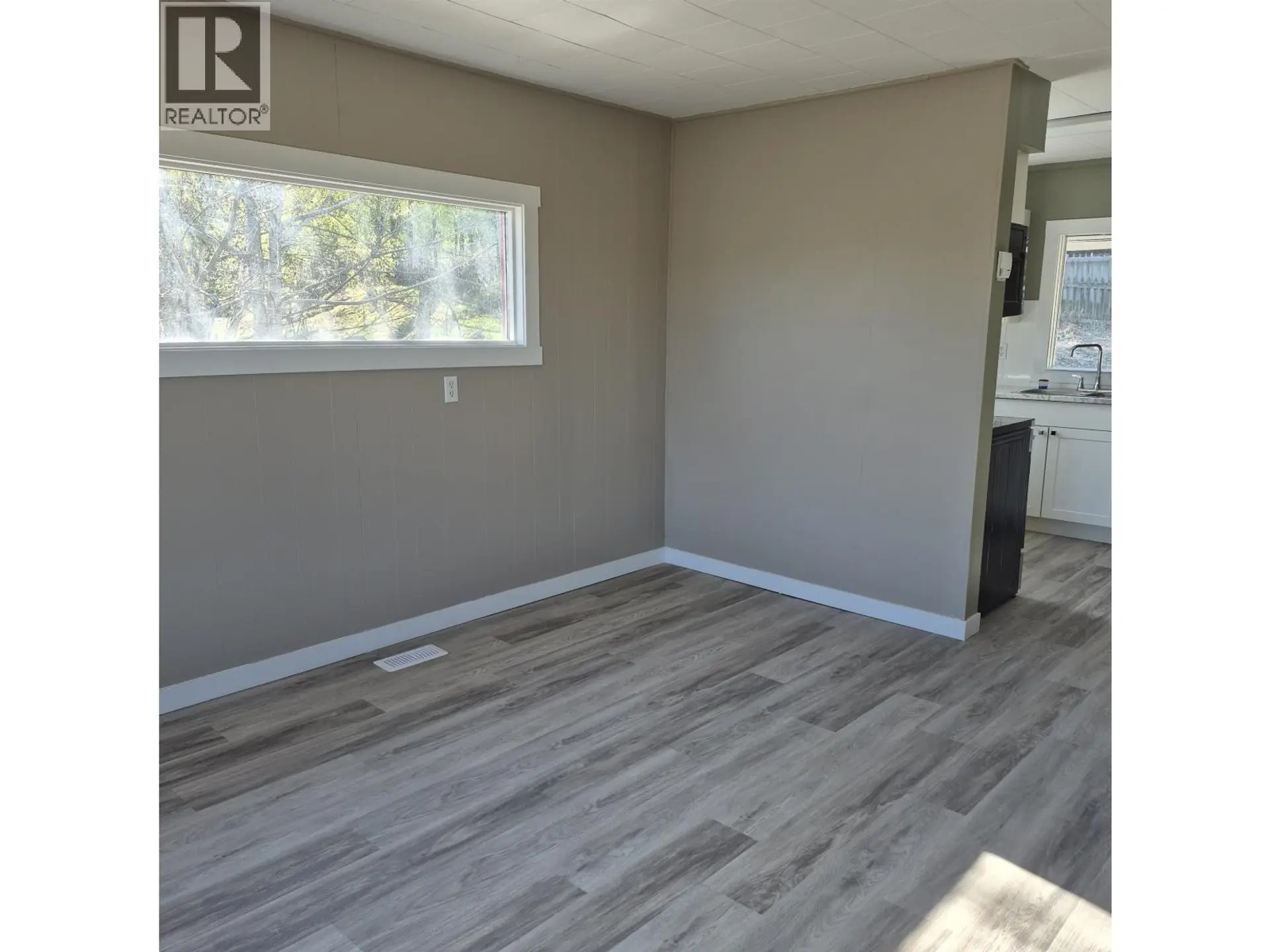 324 W 5TH STREET - Image 6