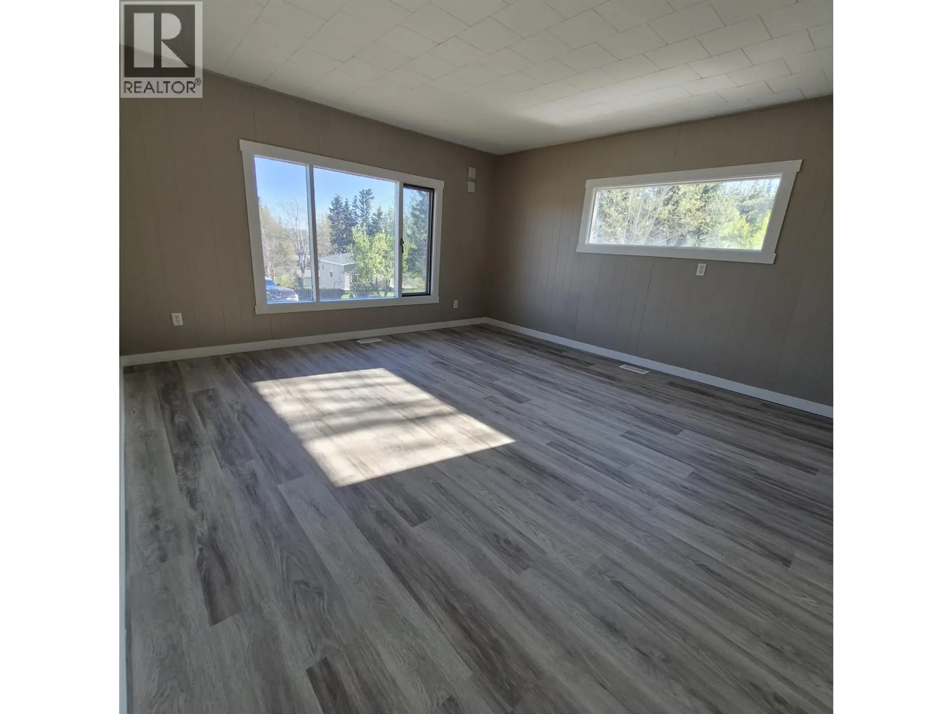 324 W 5TH STREET - Image 5