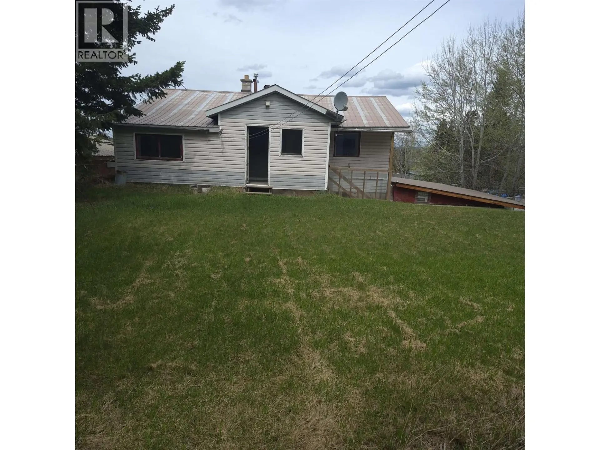 324 W 5TH STREET - Image 17