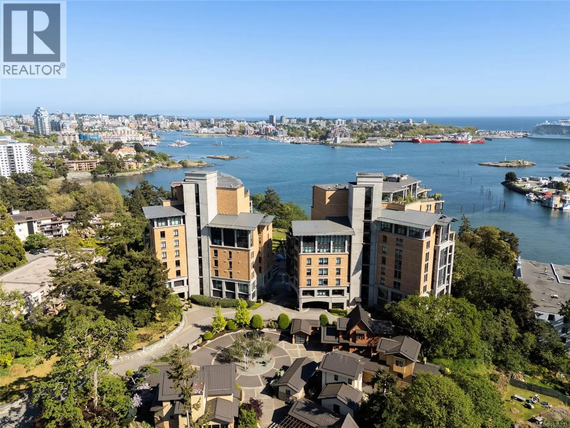 Property at #106 847 Dunsmuir Rd, Esquimalt, BC