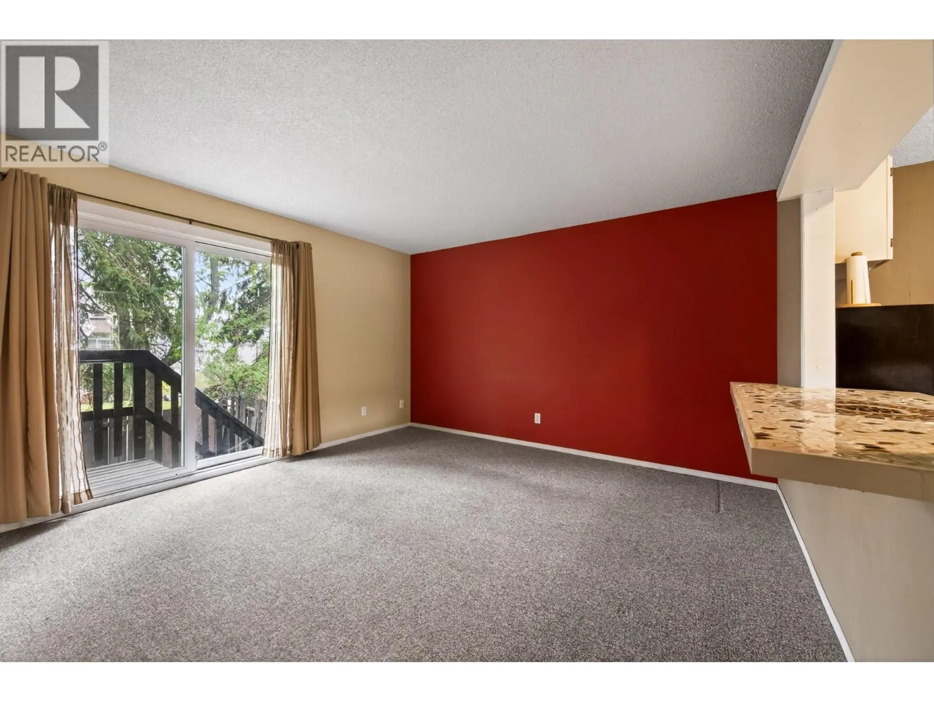 #3 1605 Summit Drive - Image 6