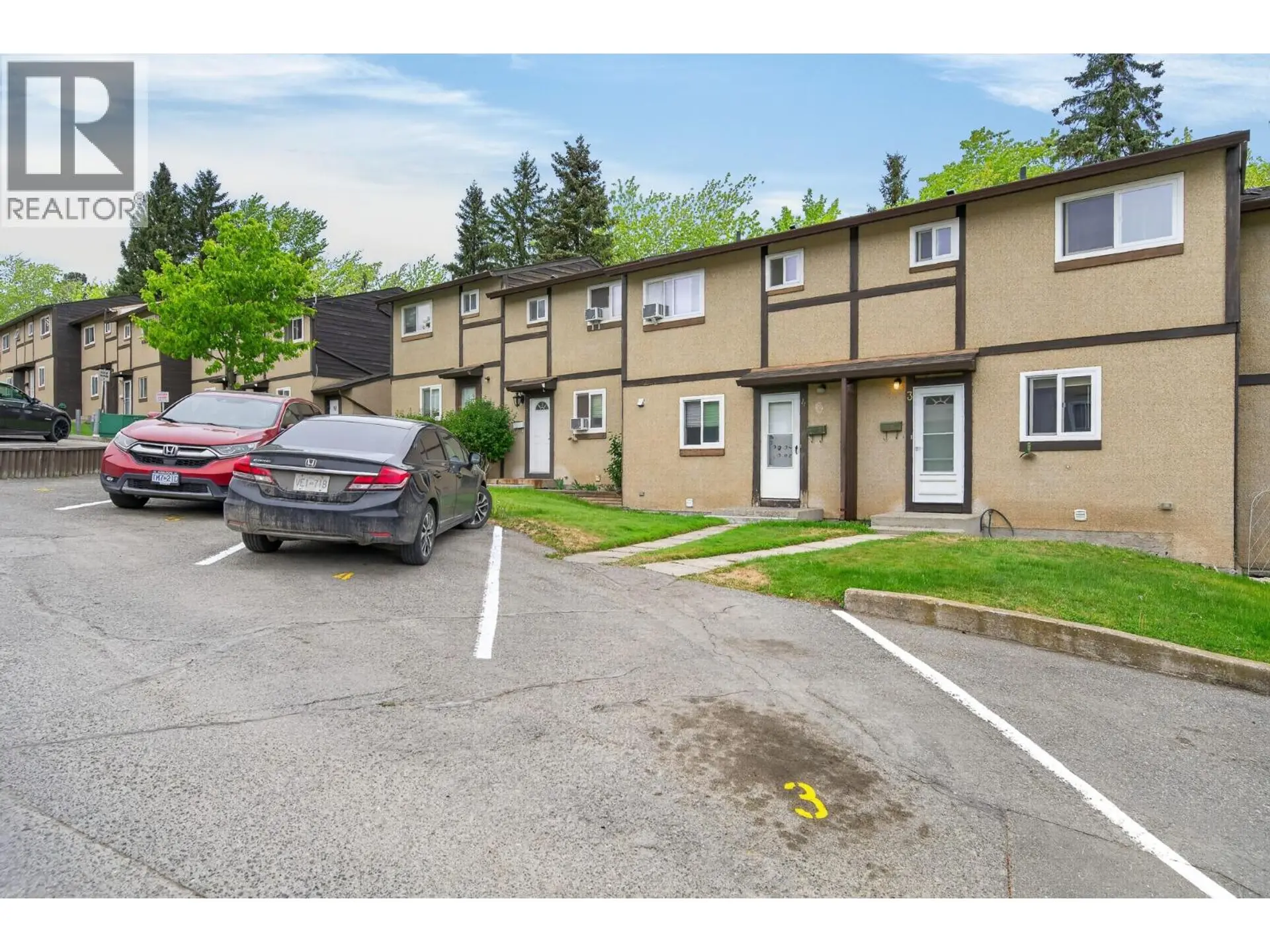 #3 1605 Summit Drive - Image 20