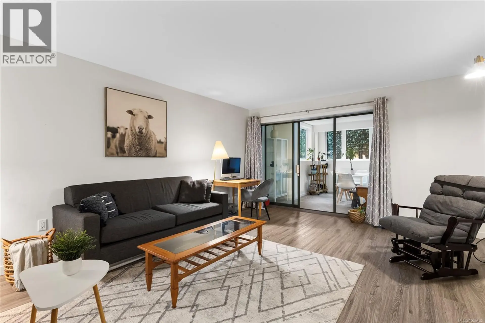 #103 1875 Lansdowne Rd - Image 2