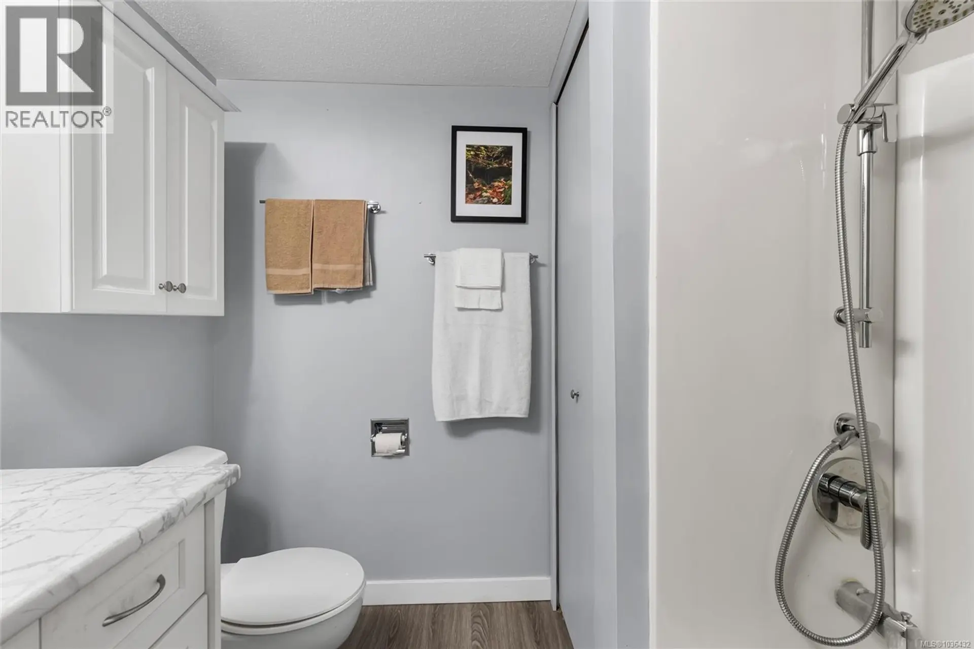 #103 1875 Lansdowne Rd - Image 8