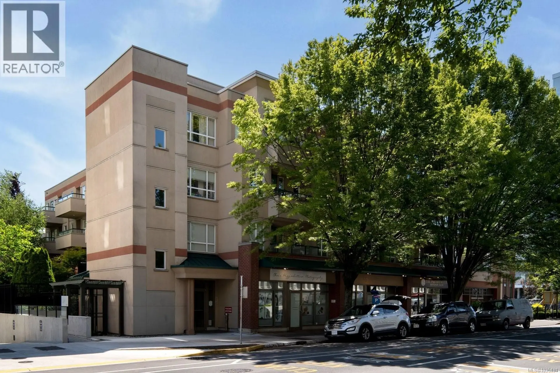 Property at #402 1015 Johnson St, Victoria, BC