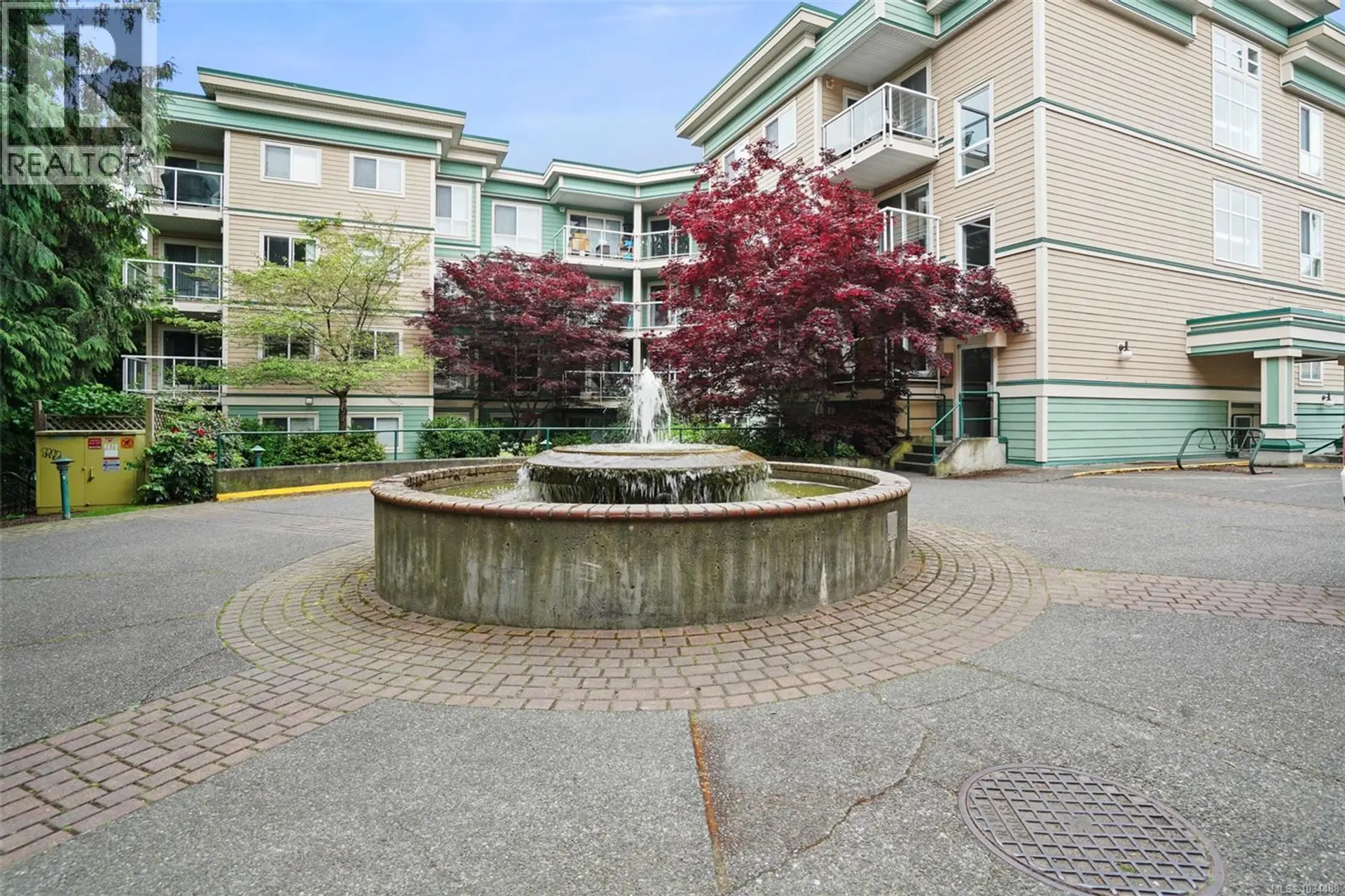 Property at #408 649 Bay St, Victoria, BC