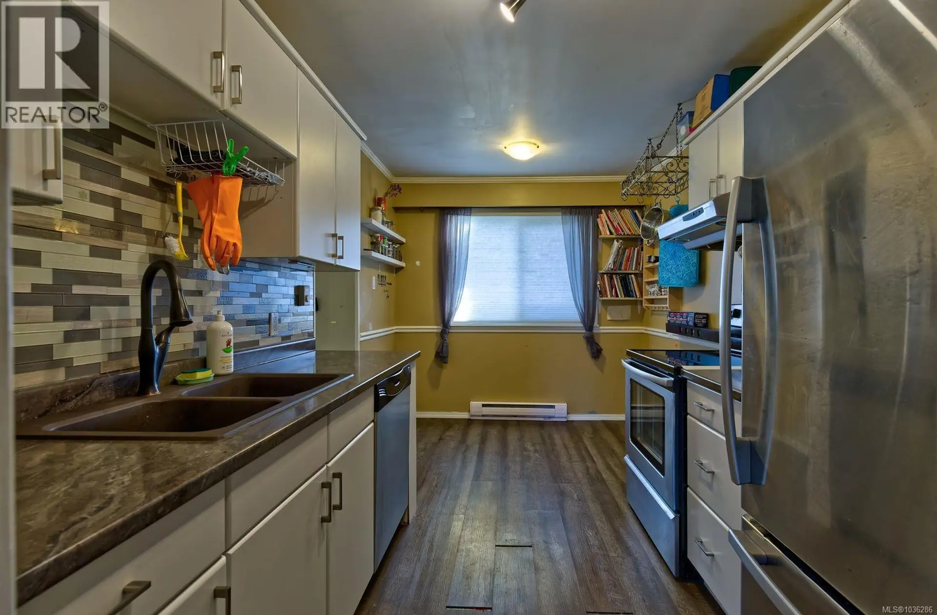 #8 721 Malone Rd - Image 2