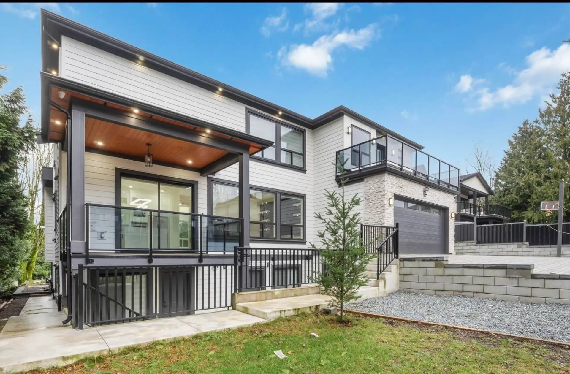 5468 184 Street - Image 18