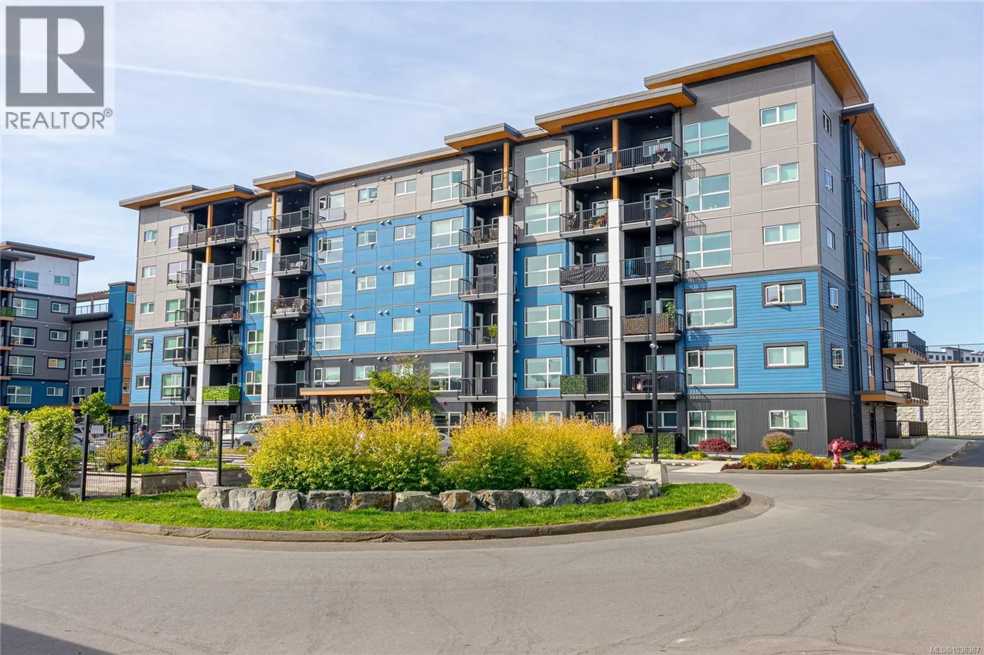 Property at #301 2465 Gateway Rd, Langford, BC