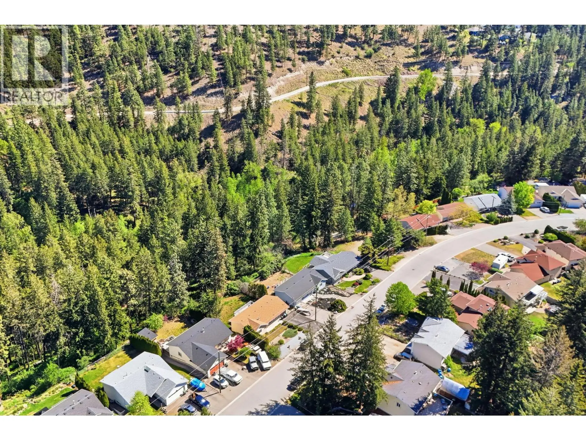 3141 Coventry Crescent - Image 12