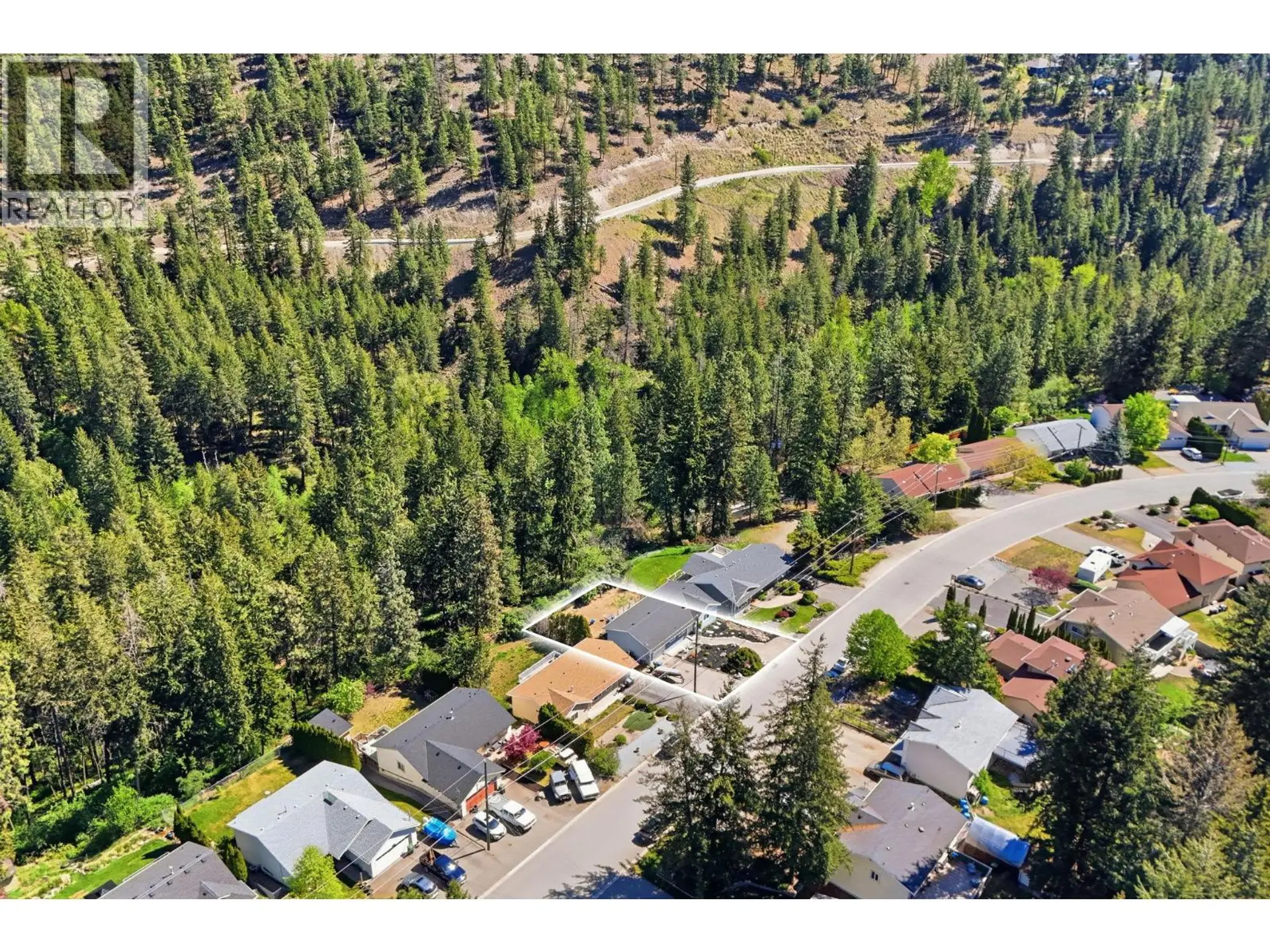 3141 Coventry Crescent - Image 16